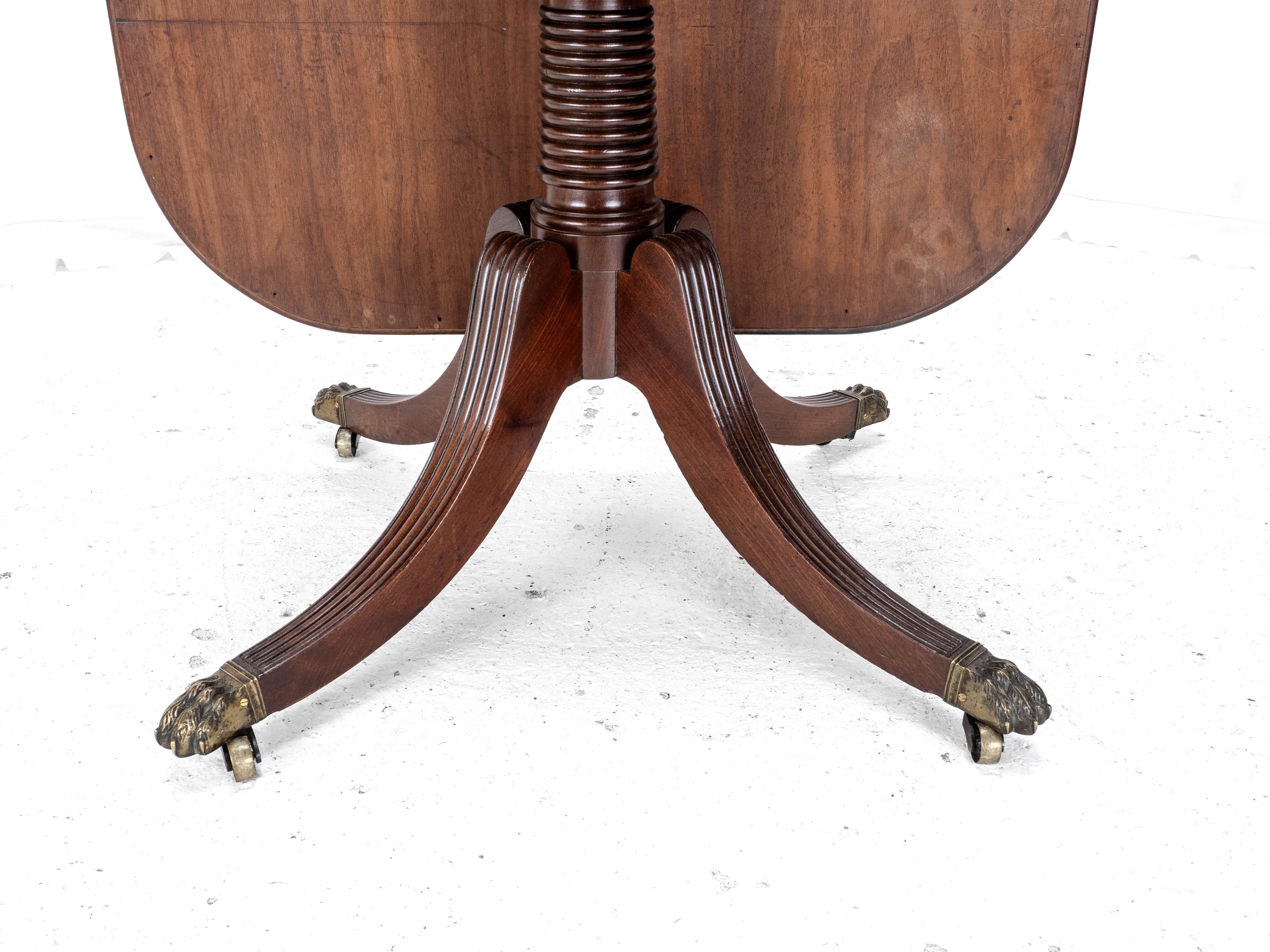 C.18th Georgian Mahogany Oblong Dining Table (Tilt-Top Breakfast Chippendale) For Sale 13