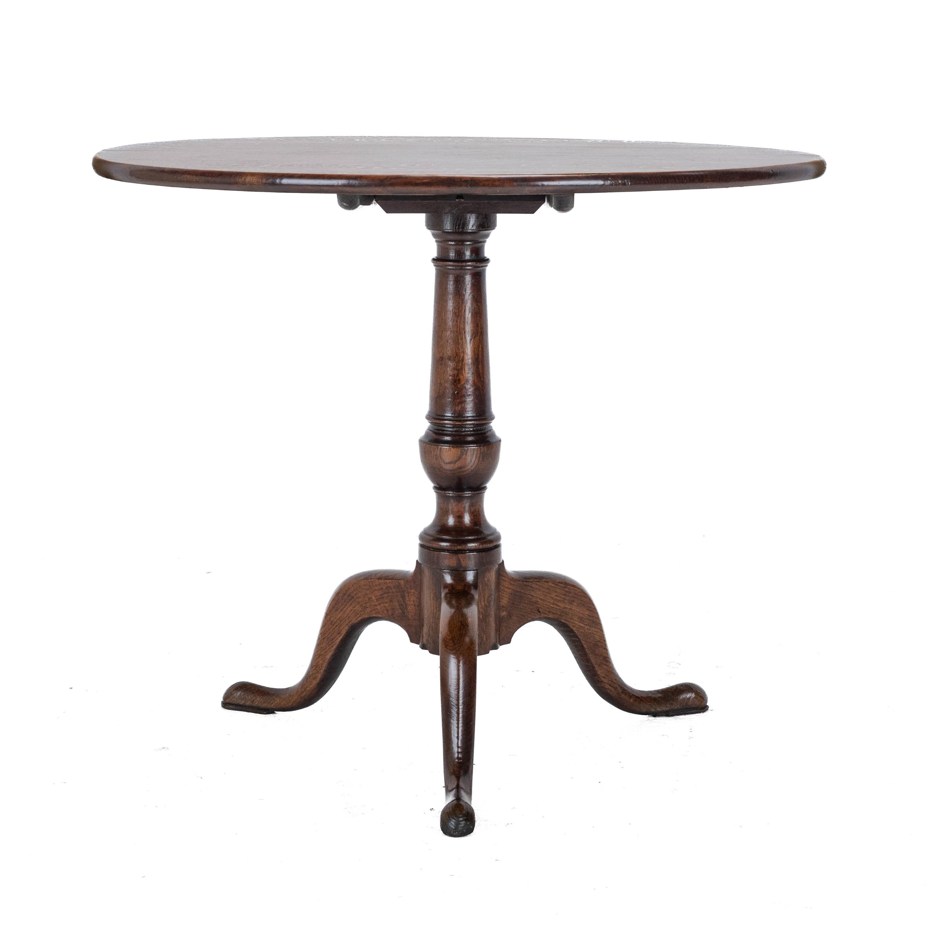 C.18th Georgian Well Figured Oak Tripod Supper Table (Quarter Sawn Book Matched) 3