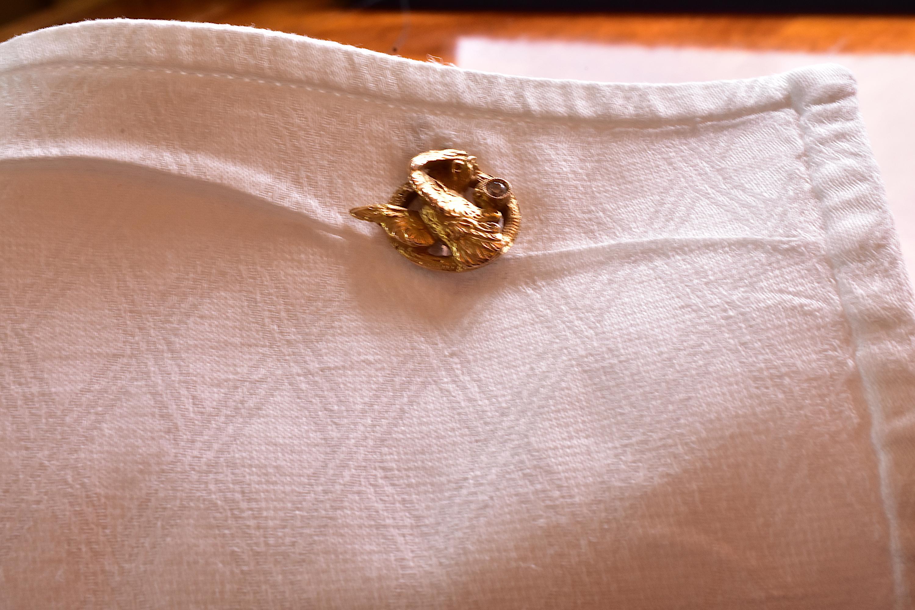 Women's or Men's 18 Karat Frederick Courthope Eagle Cufflinks, circa 1900 For Sale