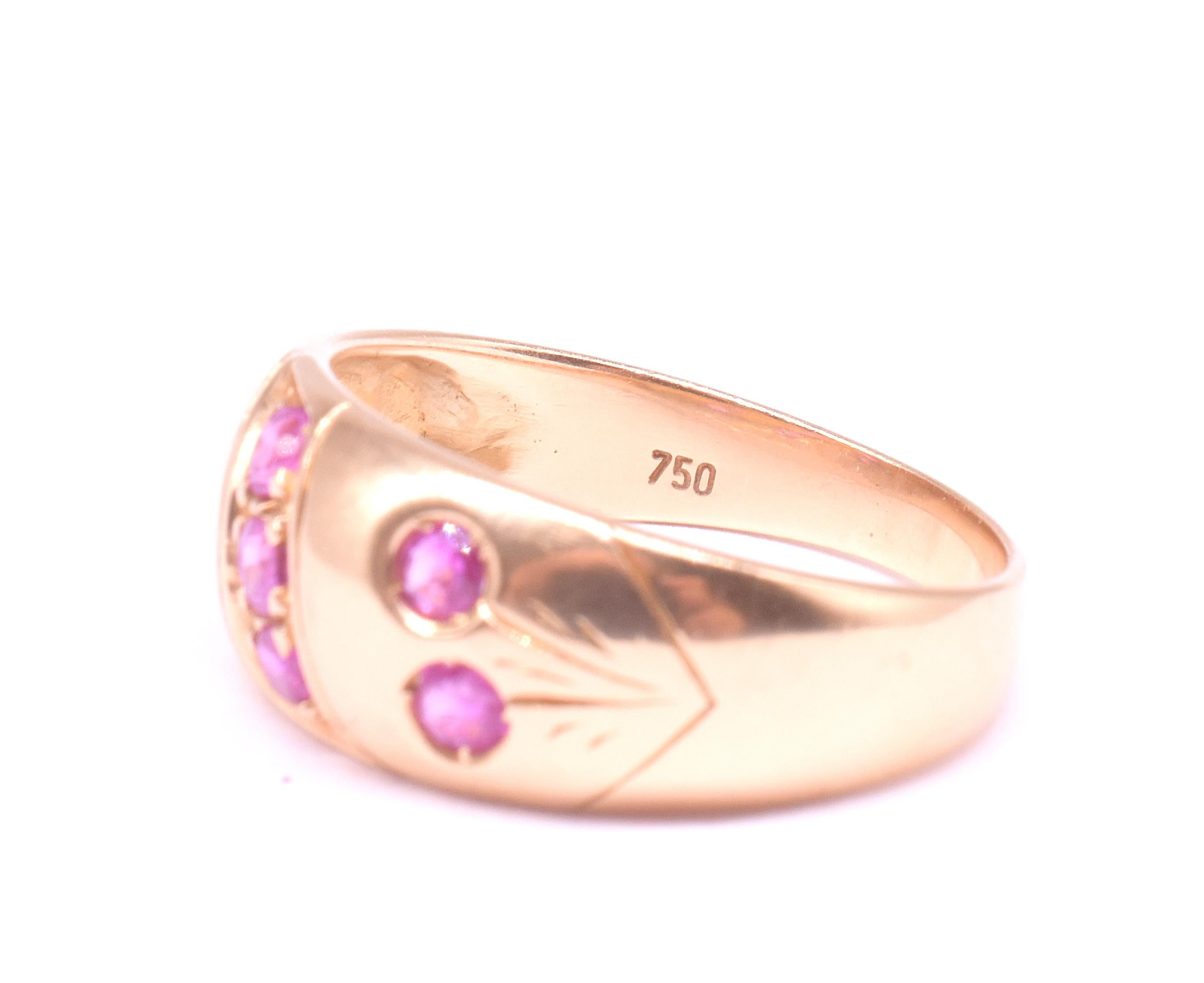 C1900 18K Rubin Gypsy Ring mit Schnalle Design und geschnitzten Blumenstängel im Angebot 1
