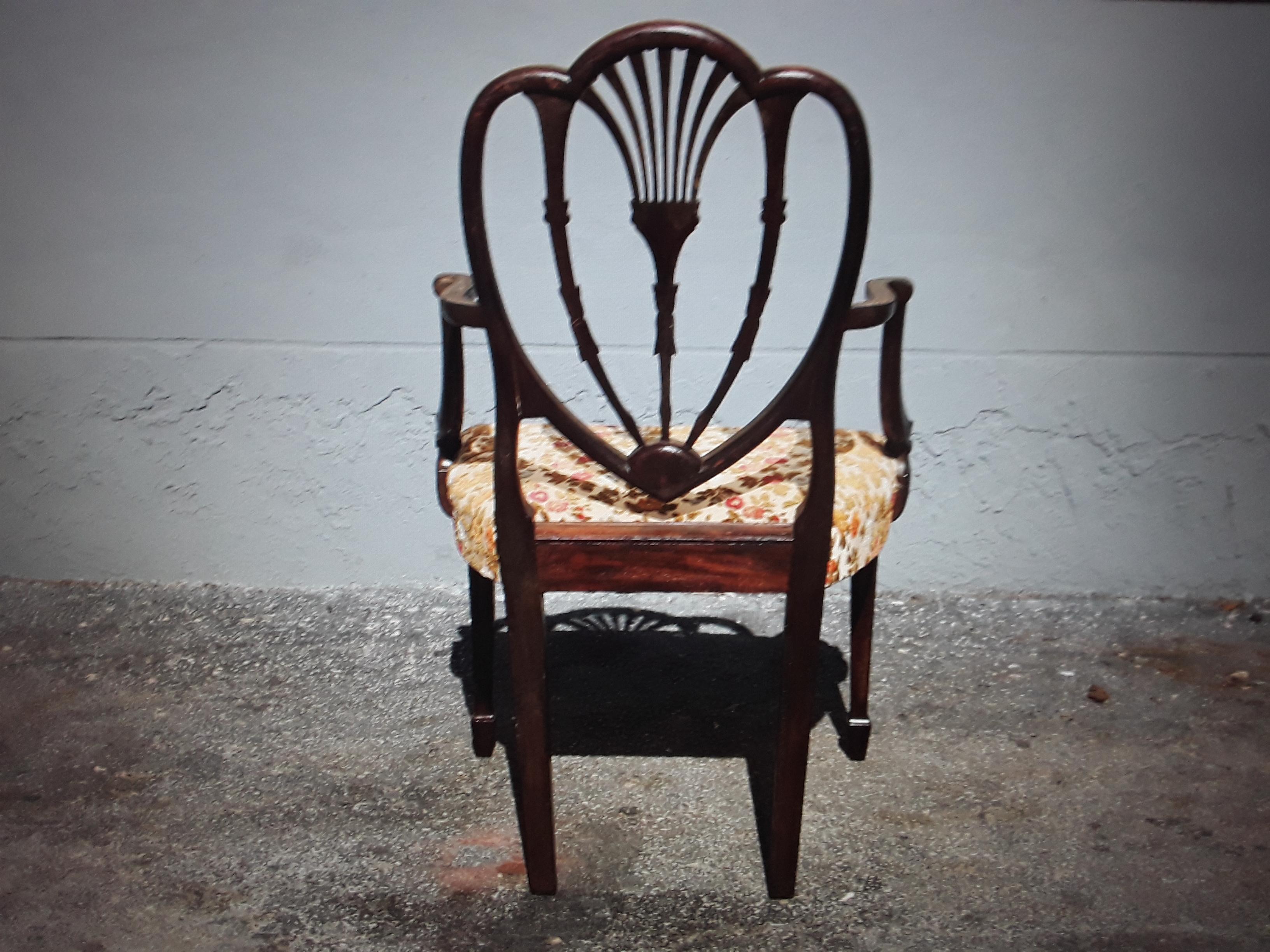 c1900 Antique Sheraton Style Highly/ Expertly Carved Armchair In Good Condition For Sale In Opa Locka, FL