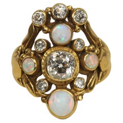 c.1900 Anillo Art Nouveau Antiguo - Diamantes y Ópalos talla Mina 18K Oro Amarillo