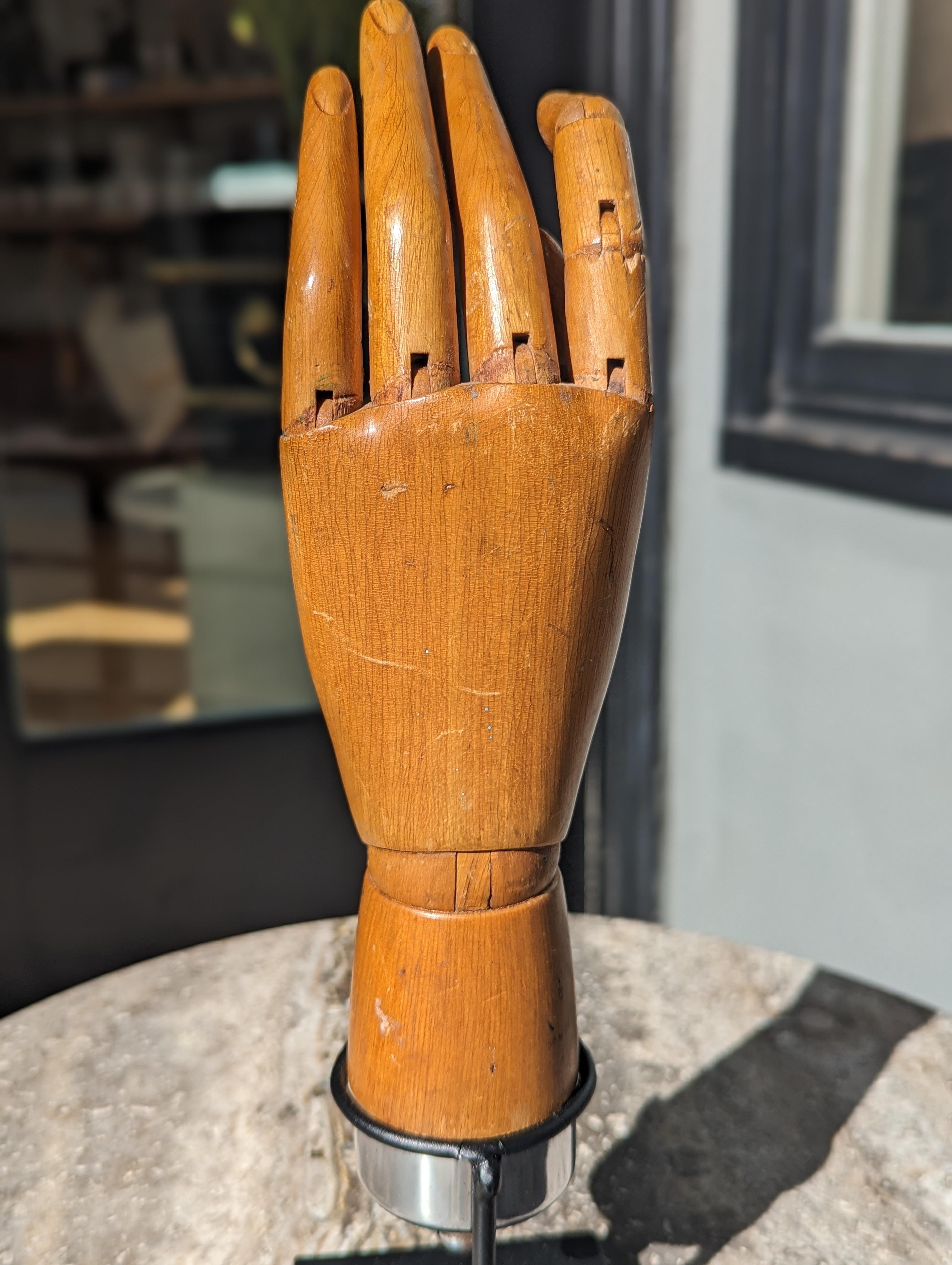 C.1900 Articulated Wooden Hands - Artist's Model or Display For Sale 2