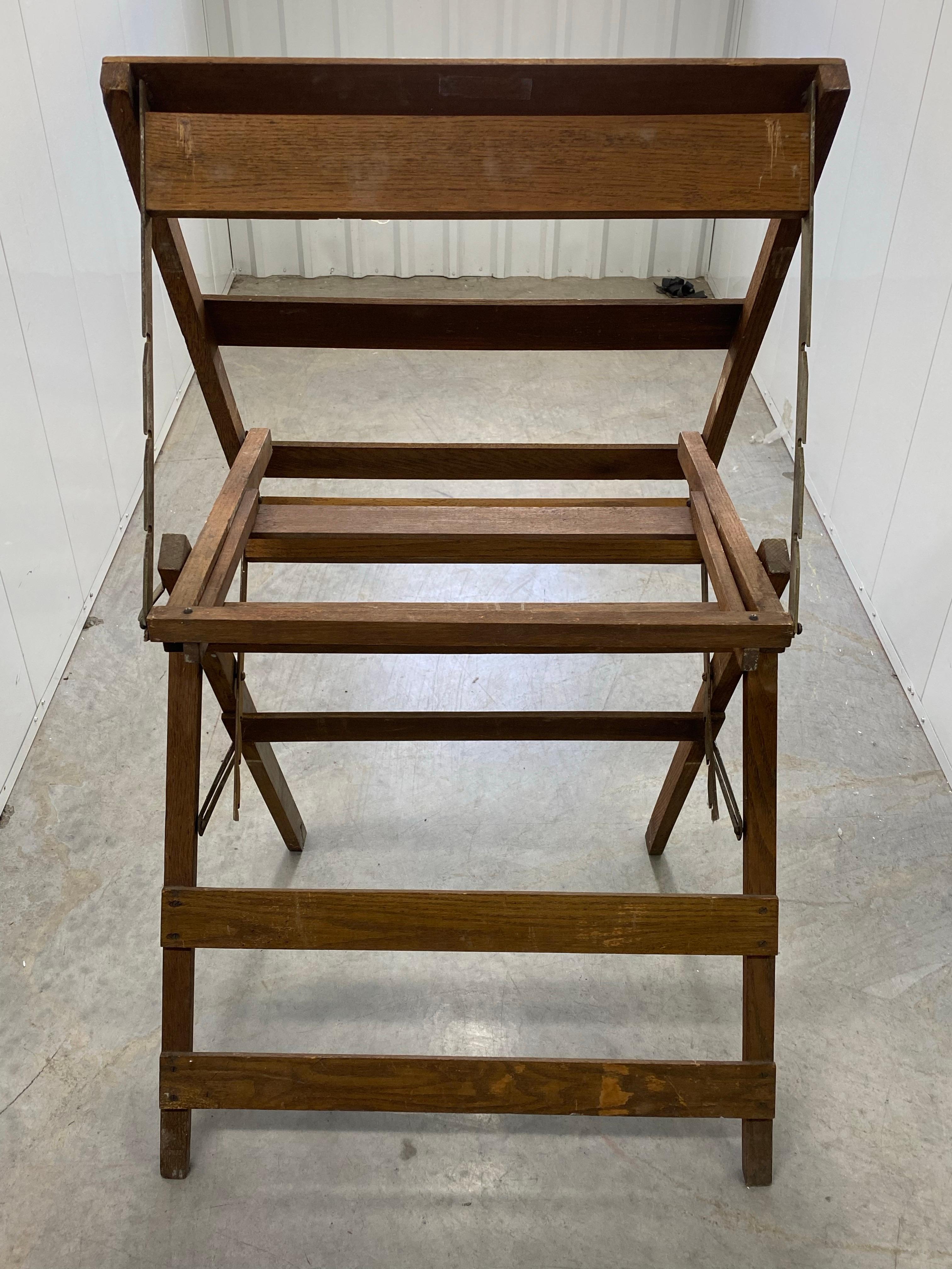 American Craftsman c1900 Arts and Crafts Company: cavalletto regolabile in Oak della Technical Supply Company in vendita