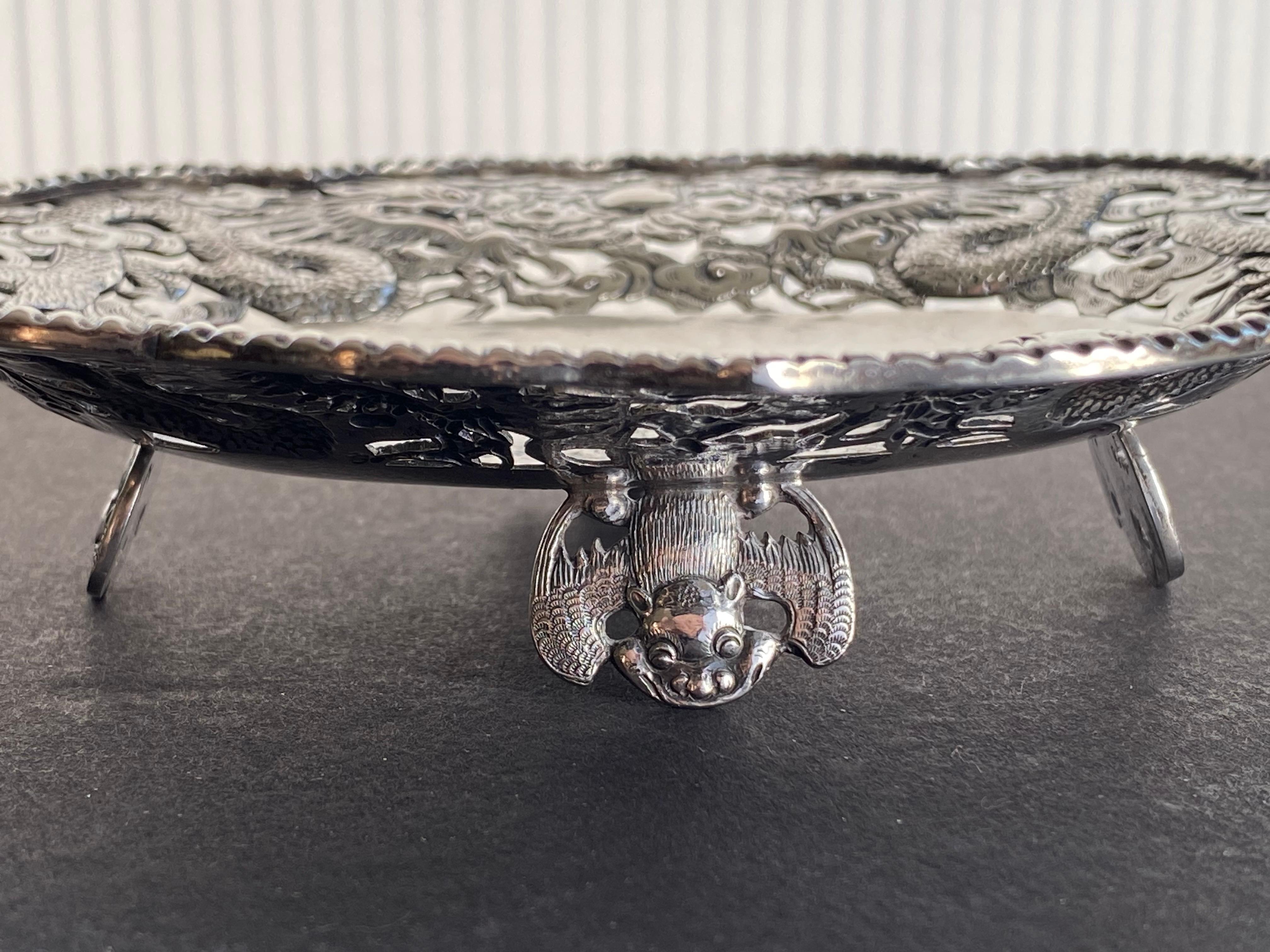 c1900 Plato de dragón de plata de exportación chino de Wang Hing en Bueno estado para la venta en Southampton, NJ