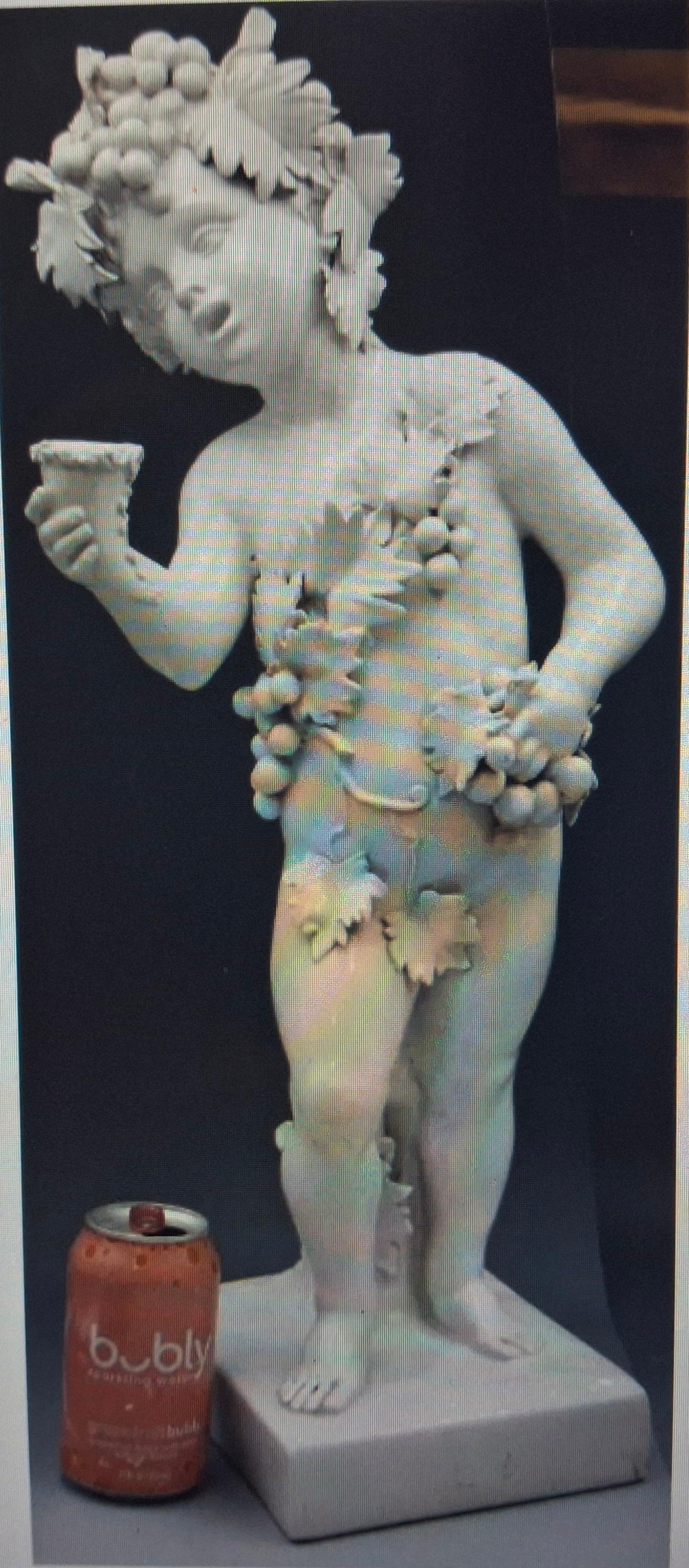 c1900 Continental Gran Escultura Niño Bacanal - Terracota vidriada Francés en venta