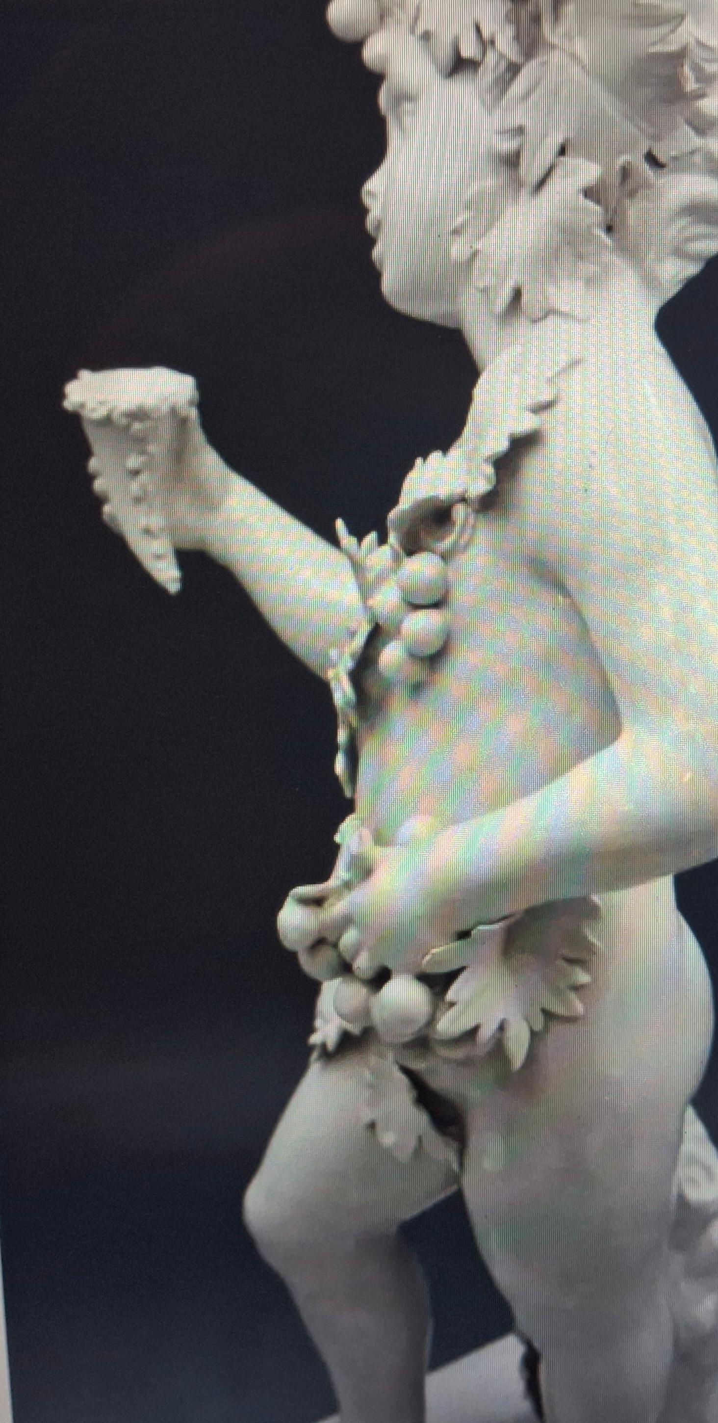 c1900 Continental Gran Escultura Niño Bacanal - Terracota vidriada en venta 2