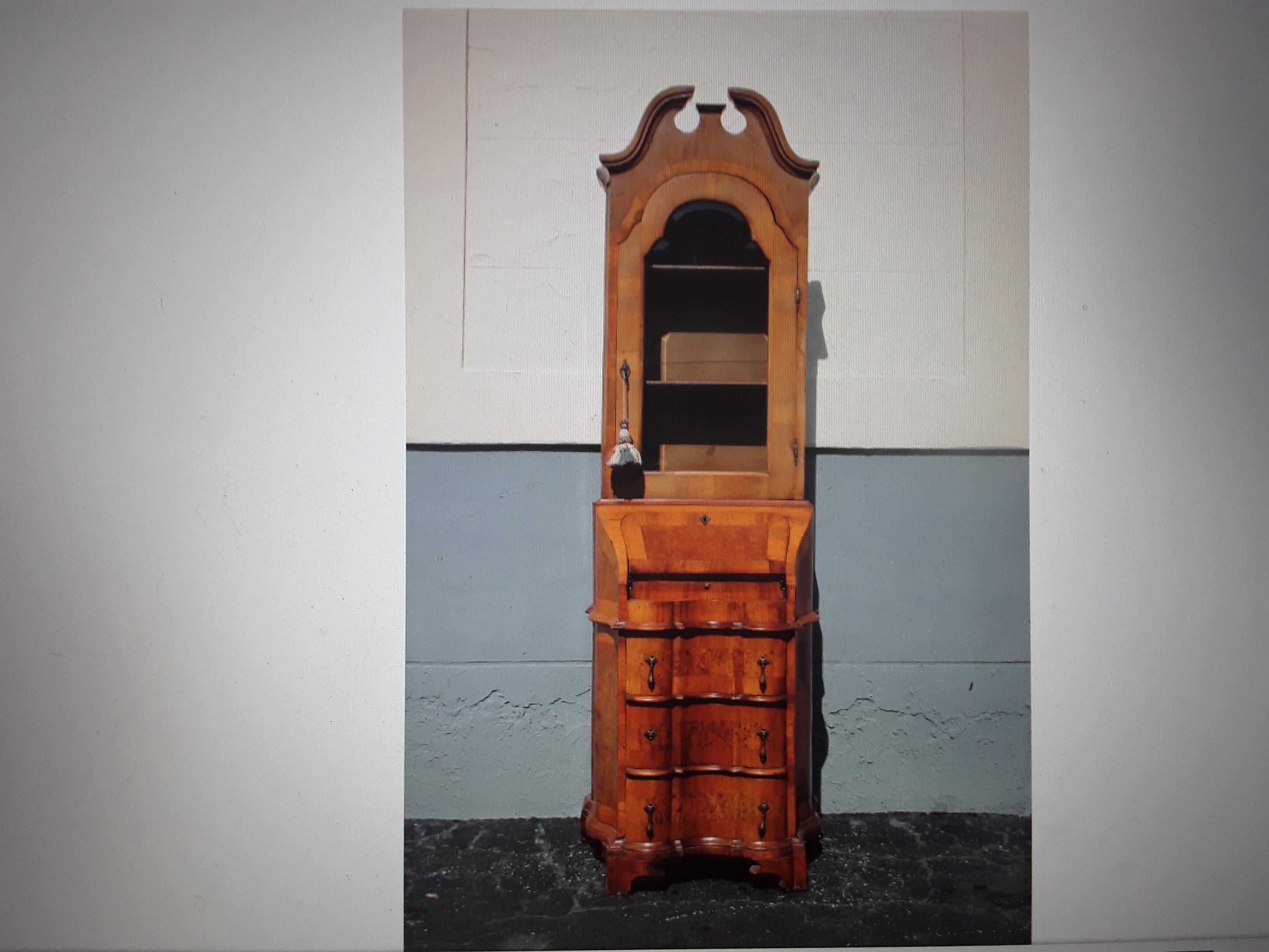 c1900 French Antique Louis XVI Style Burl Wood Secretary/ Desk - Petite Size For Sale 8