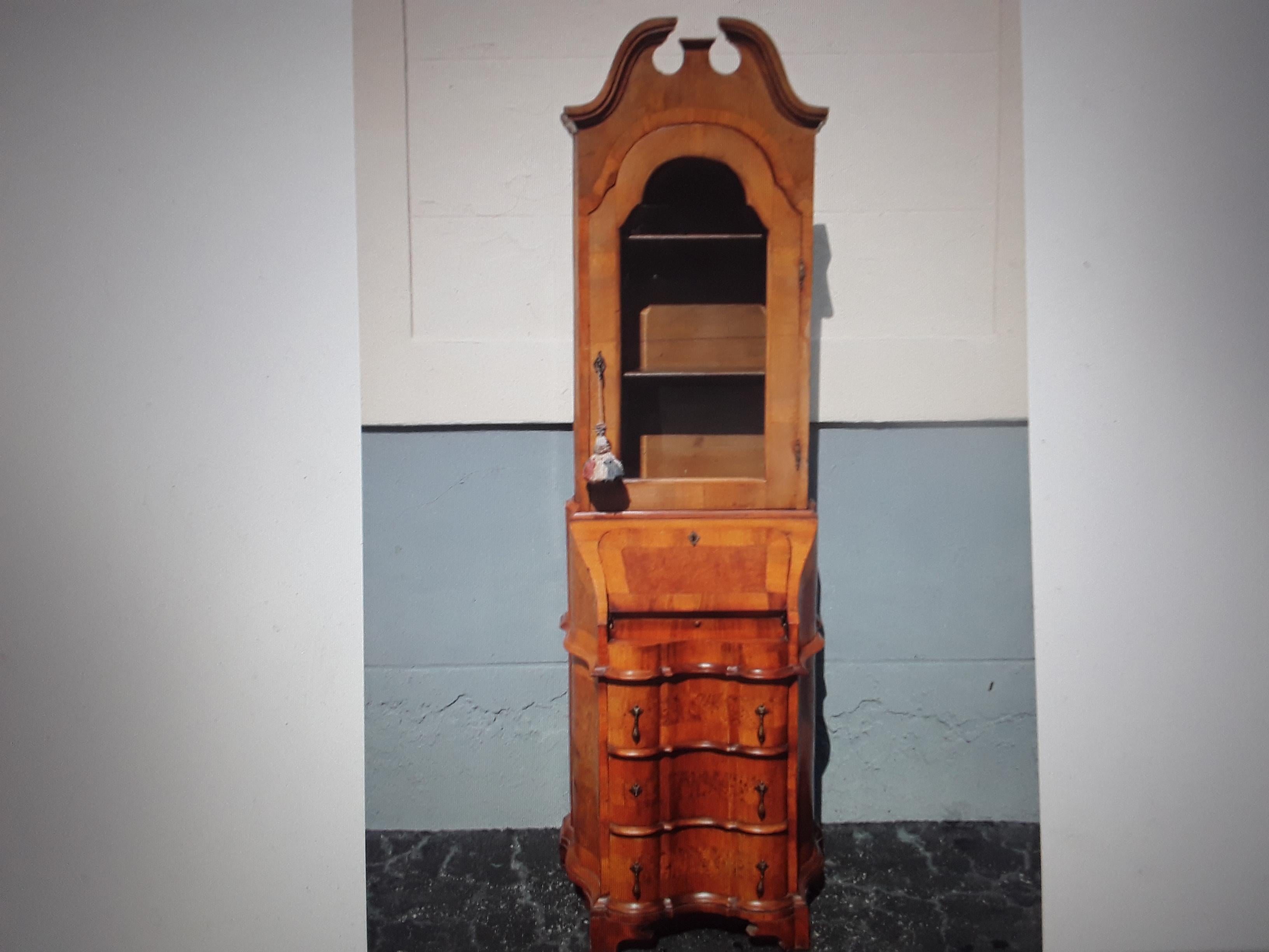 c1900 French Antique Louis XVI Style Burl Wood Secretary/ Desk - Petite Size For Sale 10
