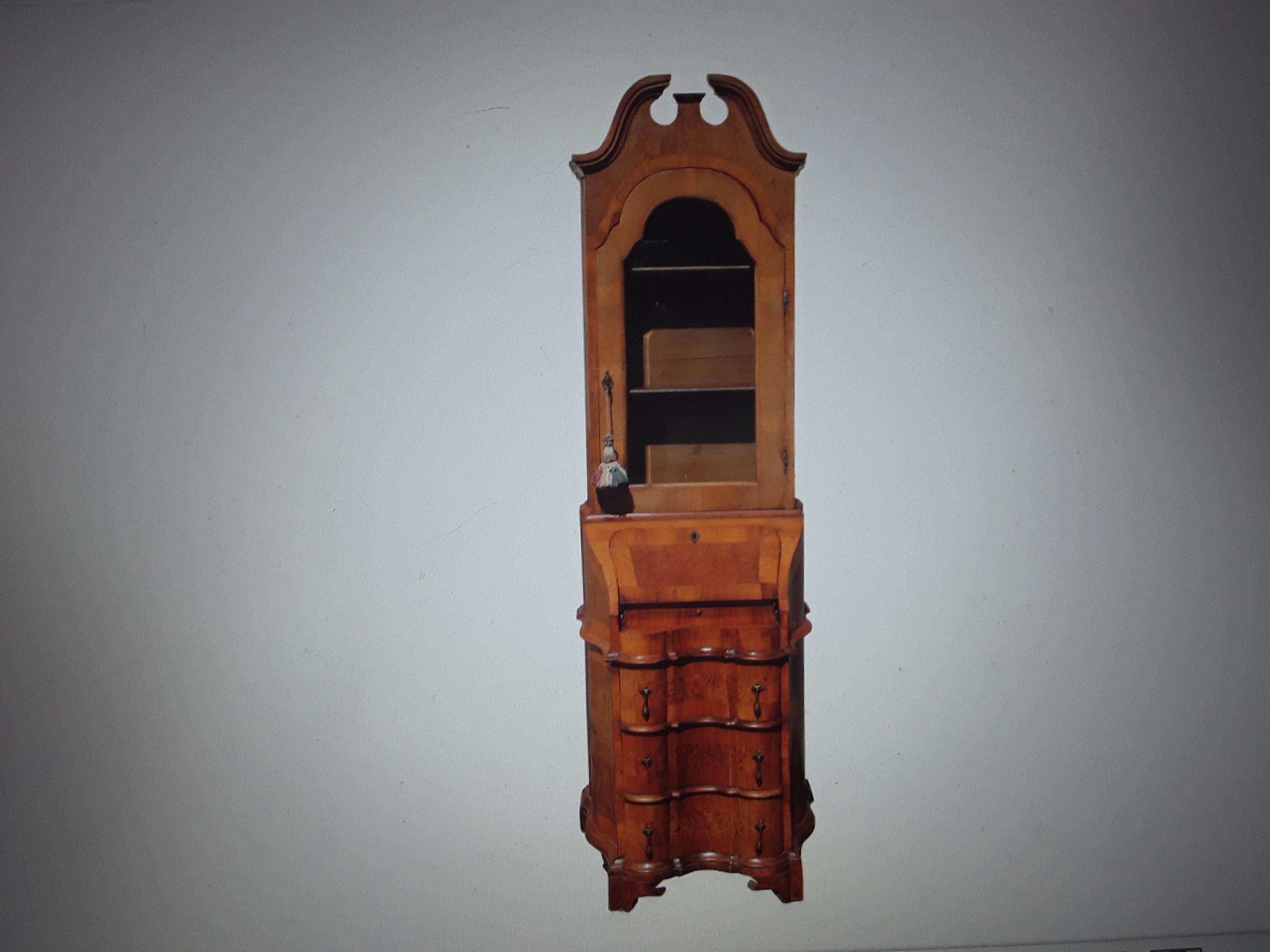 c1900 French Antique Louis XVI Style Burl Wood Secretary/ Desk - Petite Size For Sale 11