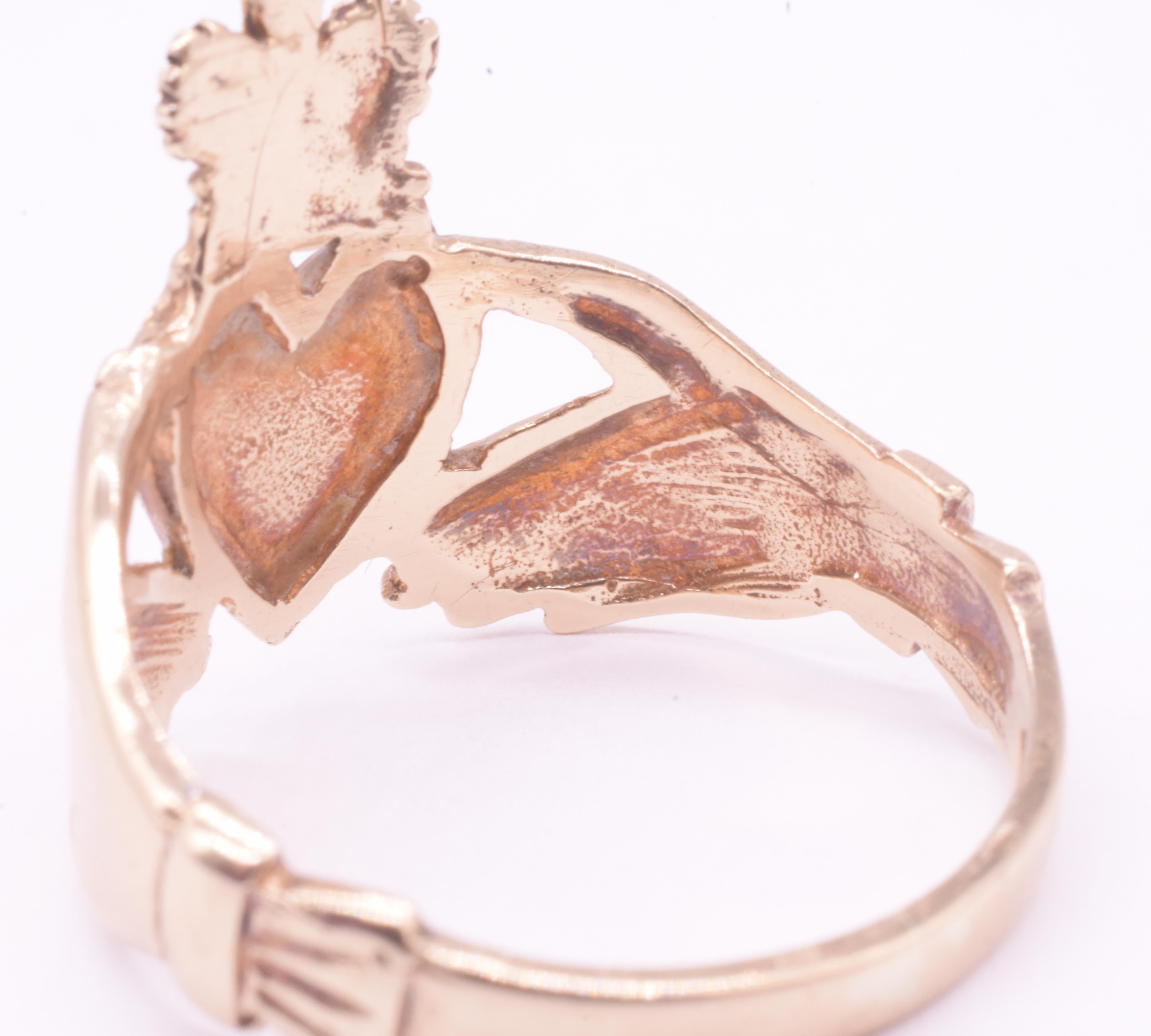 C1900 Irish Claddagh Ring with Hands Holding Heart, size 9 5