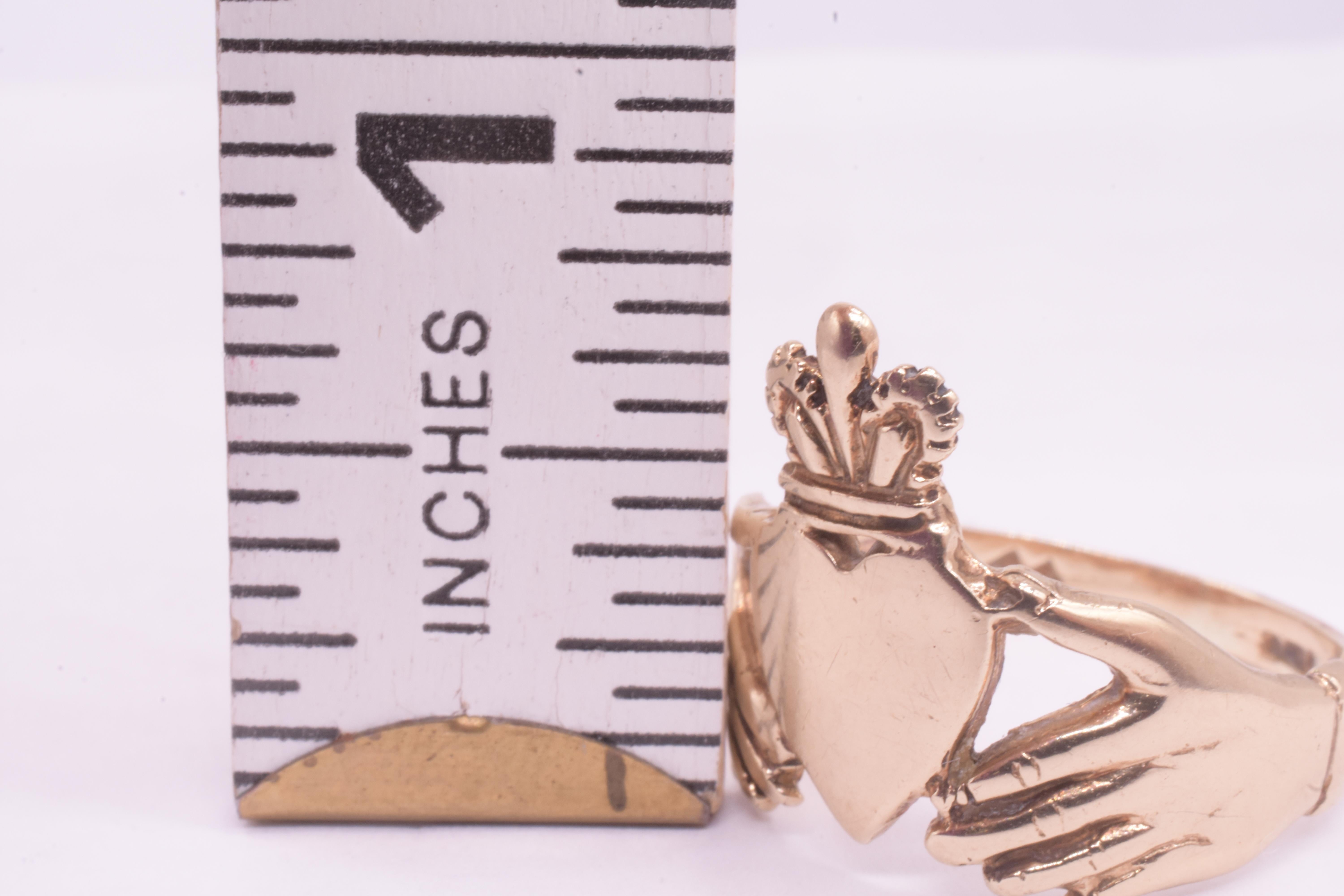 C1900 Irish Claddagh Ring with Hands Holding Heart, size 9 6