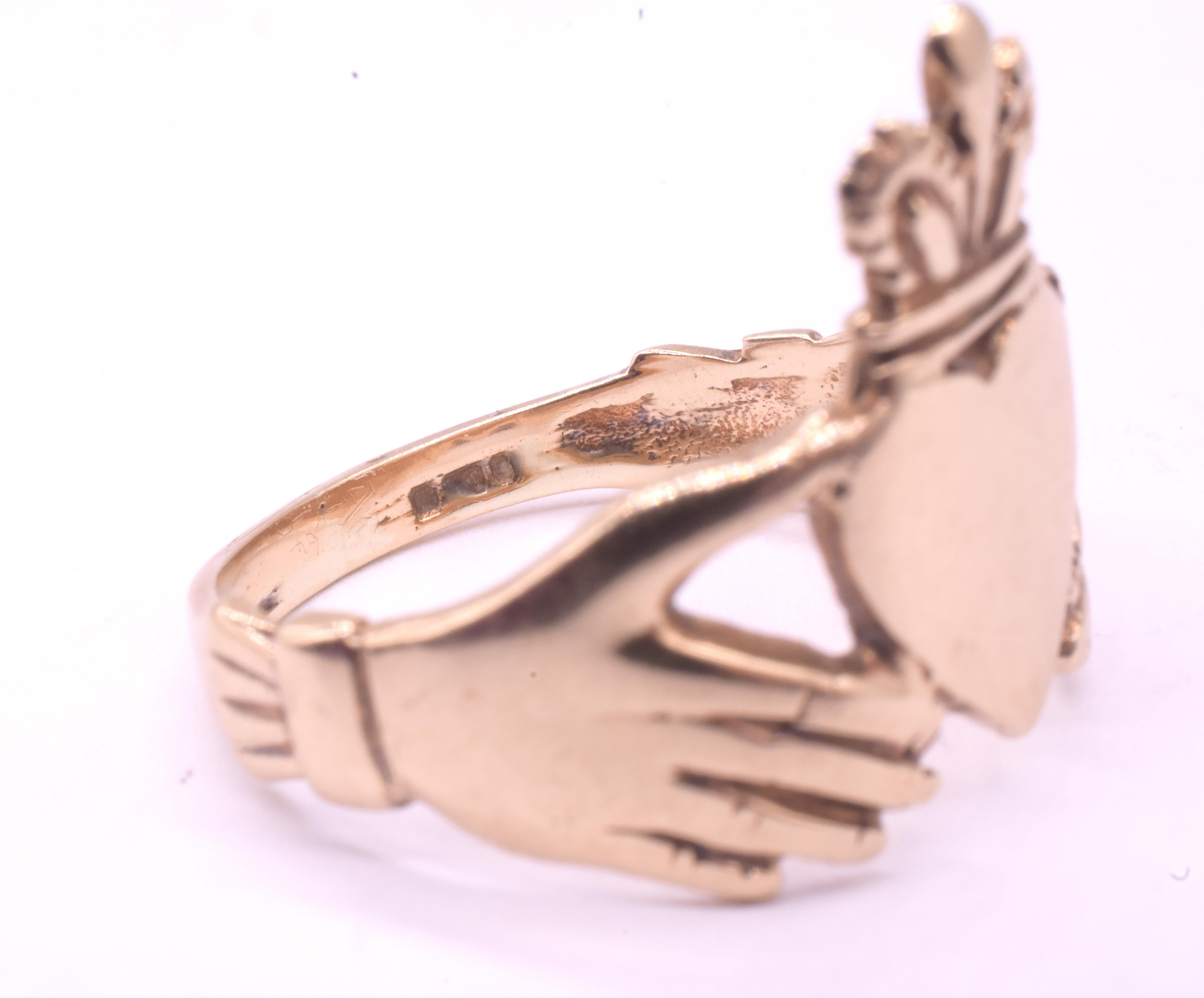 C1900 Irish Claddagh Ring with Hands Holding Heart, size 9 3