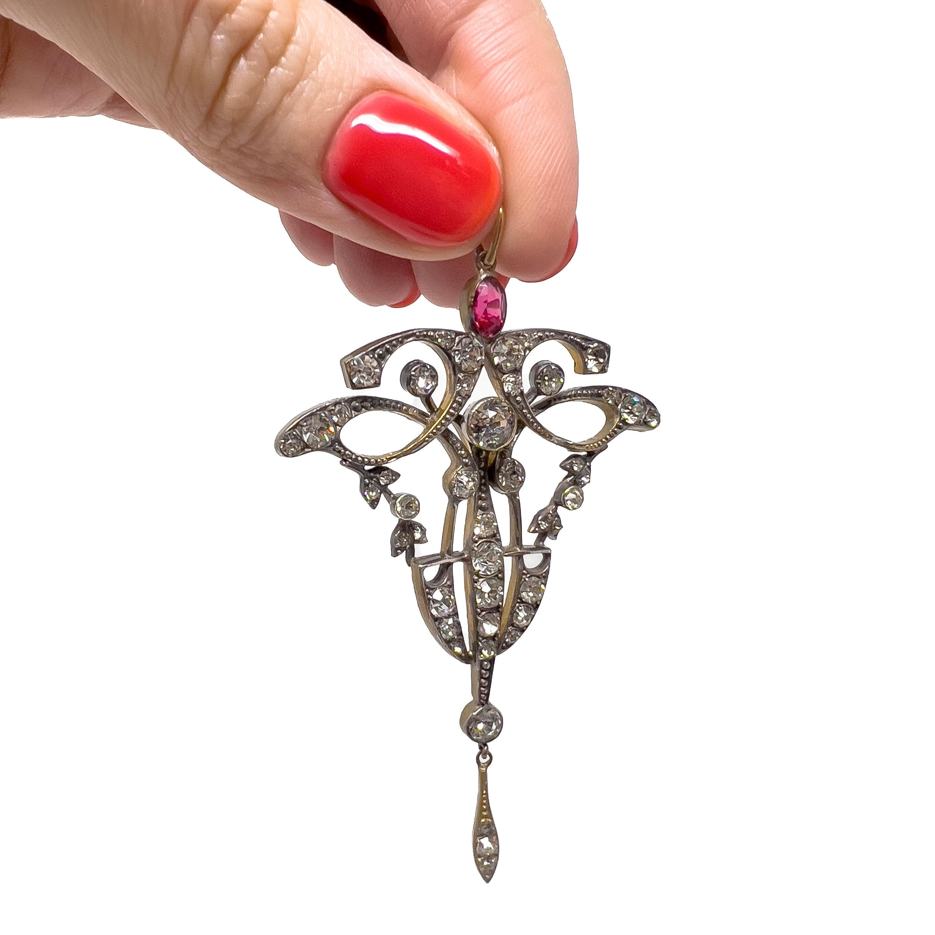 c.1900 Colgante Jugendstil Antiguo de Pasta y Vidrio Rojo en Excelente estado para la venta en Skelmersdale, GB
