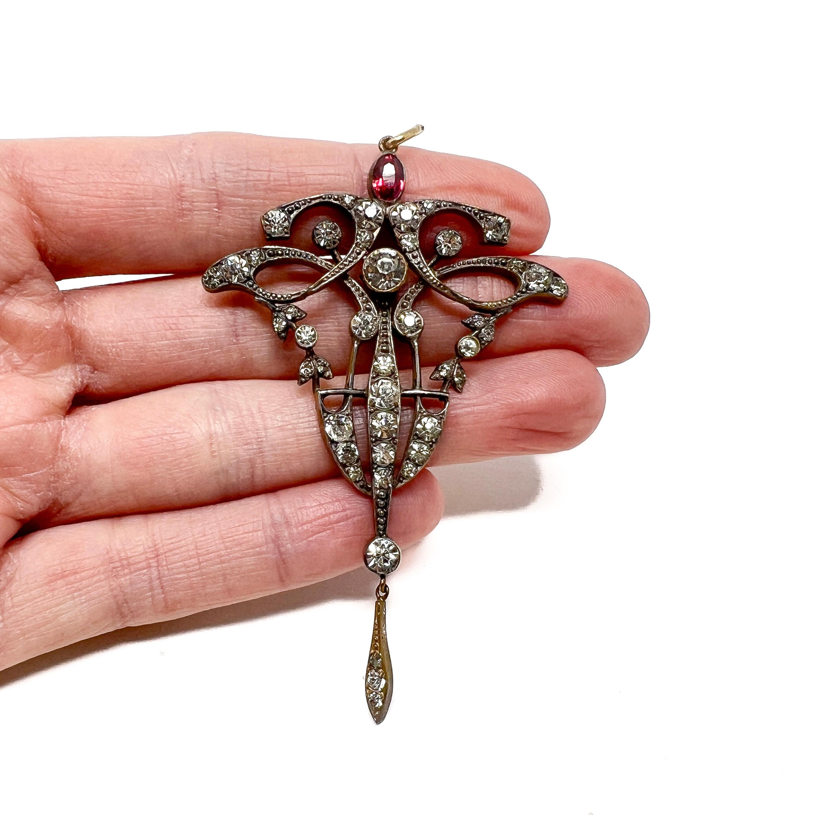 c.1900 Colgante Jugendstil Antiguo de Pasta y Vidrio Rojo en venta 5