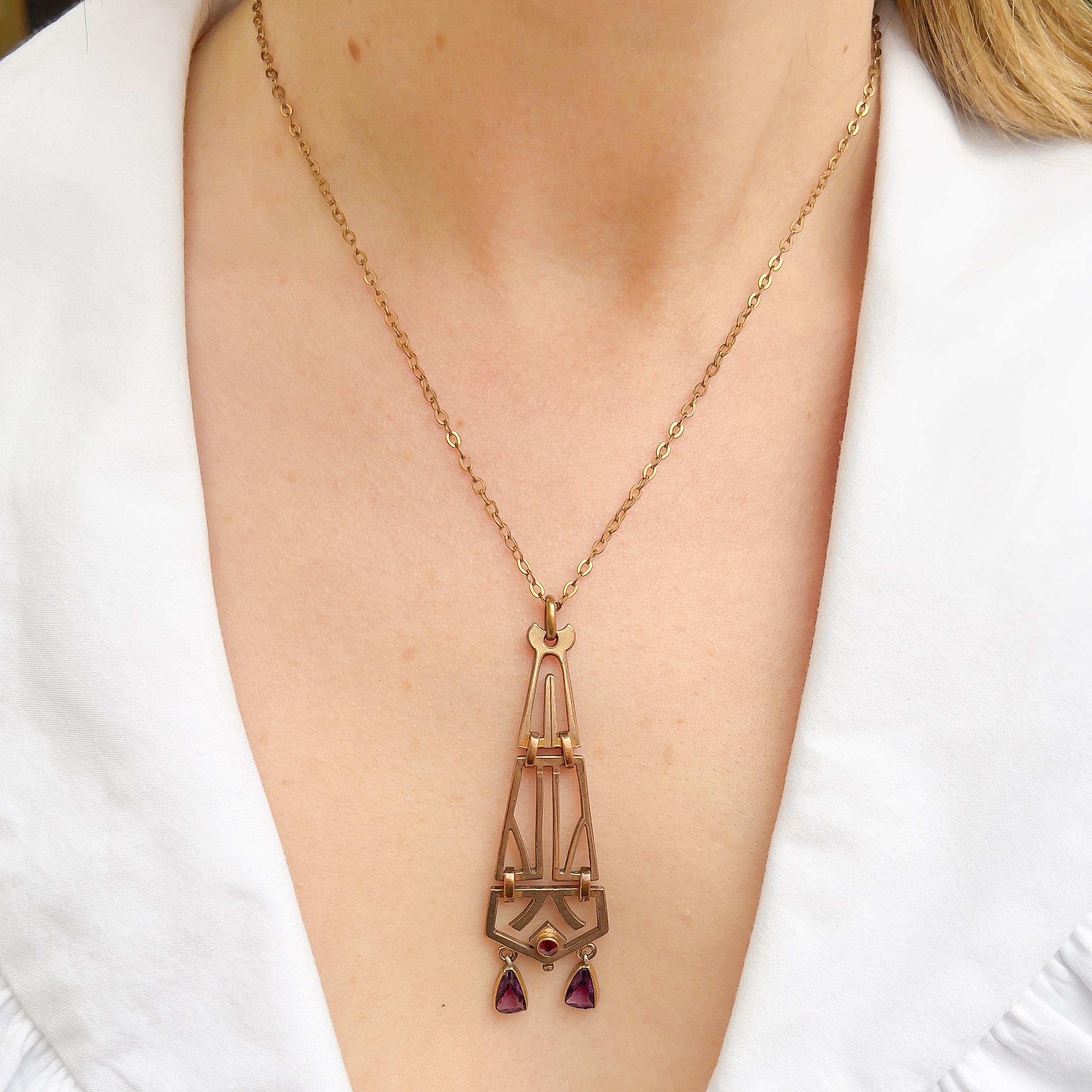 c.1900 Jugendstil Rolled Gold Antique Articulated Pendant and Chain For Sale 4