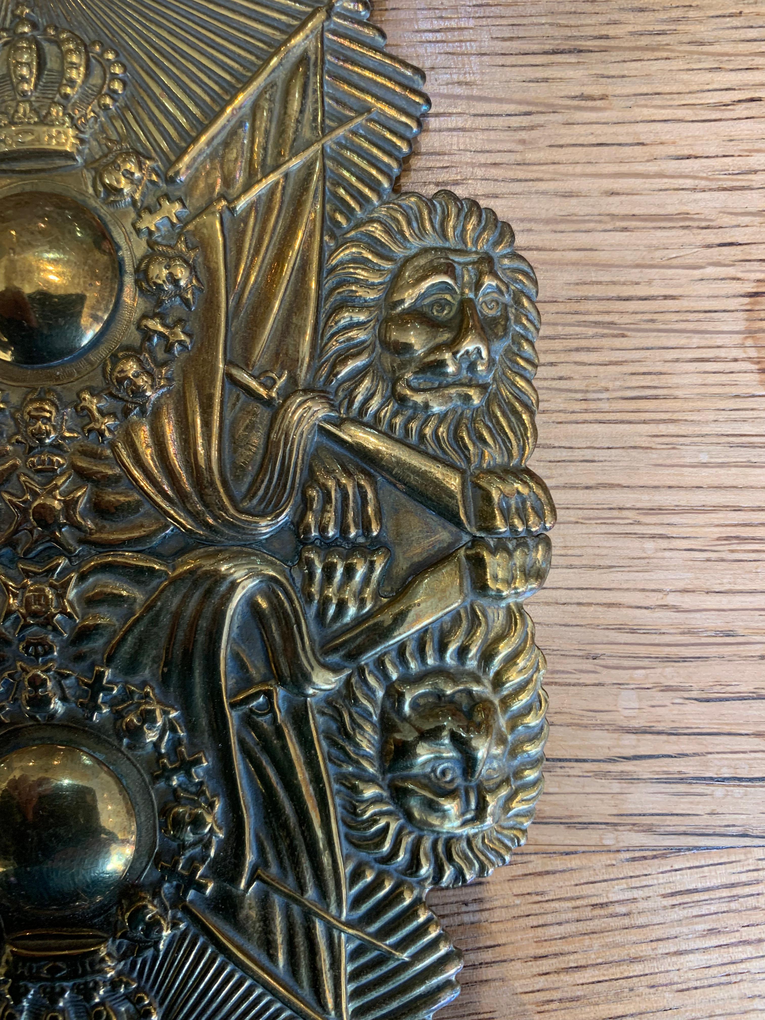 C1900 Coppia di focaccine militari da parete in ottone svedese in vendita 1