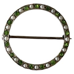 c.1900 Victorian Sterling Silver Peridot Glass & Seed Pearl Circle Brooch
