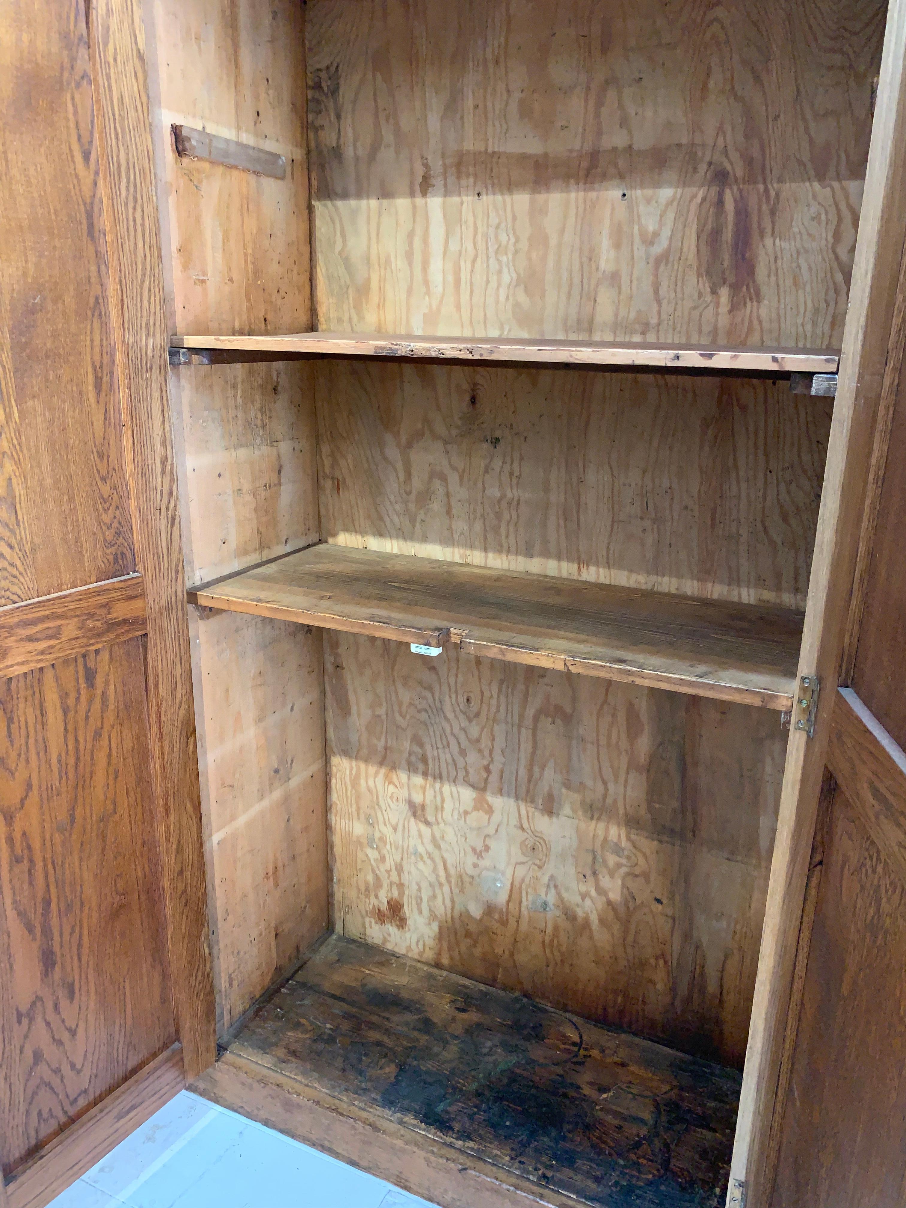 Armadio a quattro ante in Oak inglese del 1900 in vendita 3