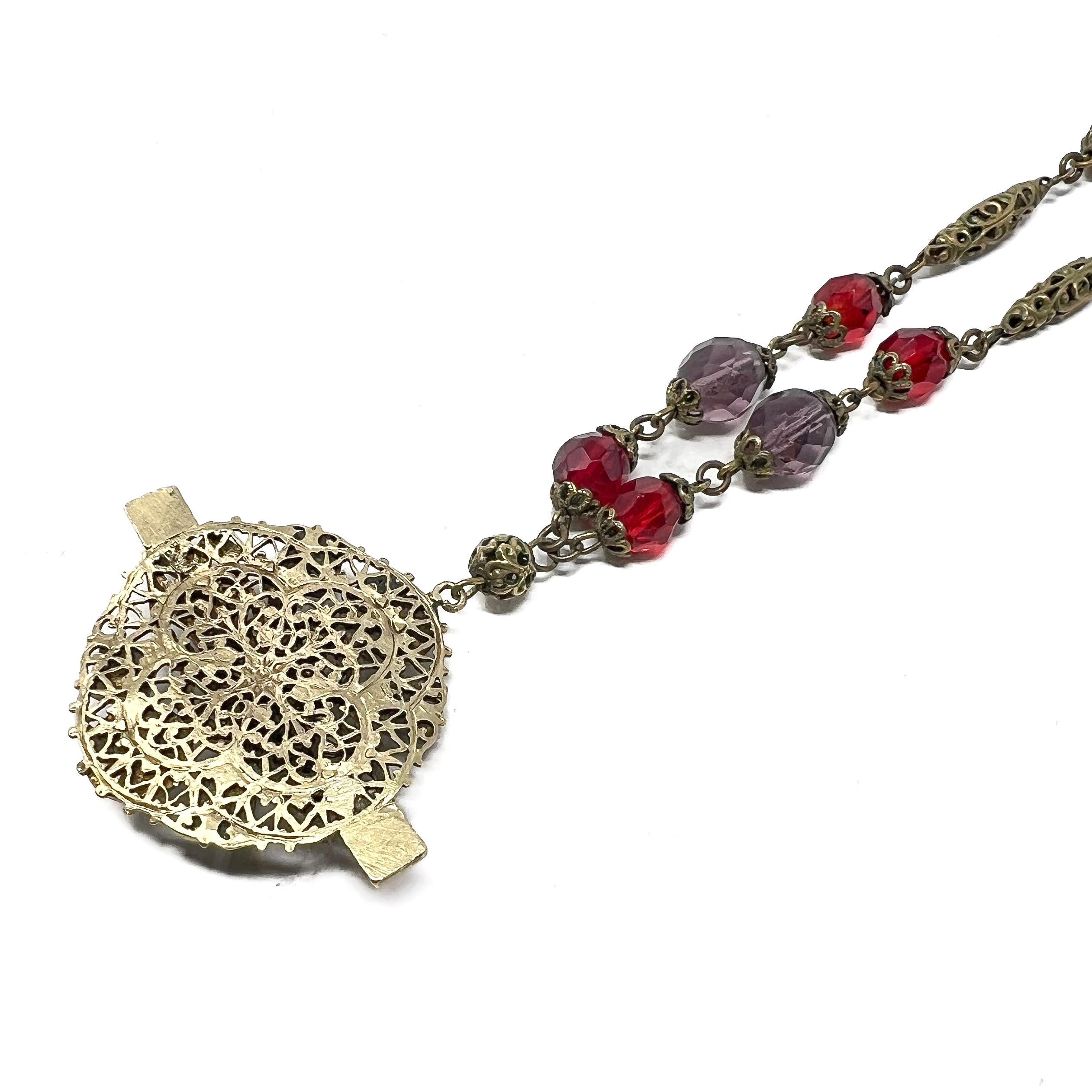 A.I.C C. Collier à pendentifs en verre antique d'inspiration byzantine en vente 6