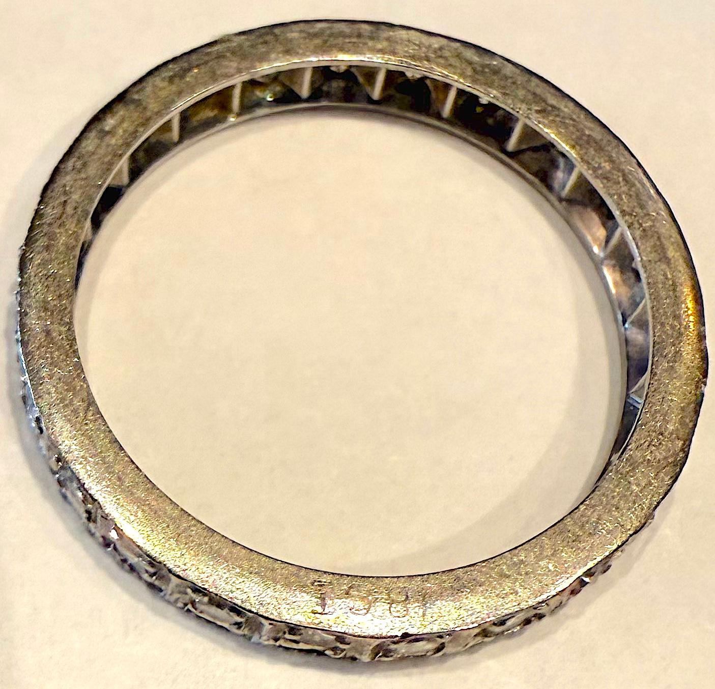 C1910 Diamant-Eternity-Ring, gestempelt 18CT  Größe 8.25 für Damen oder Herren im Angebot