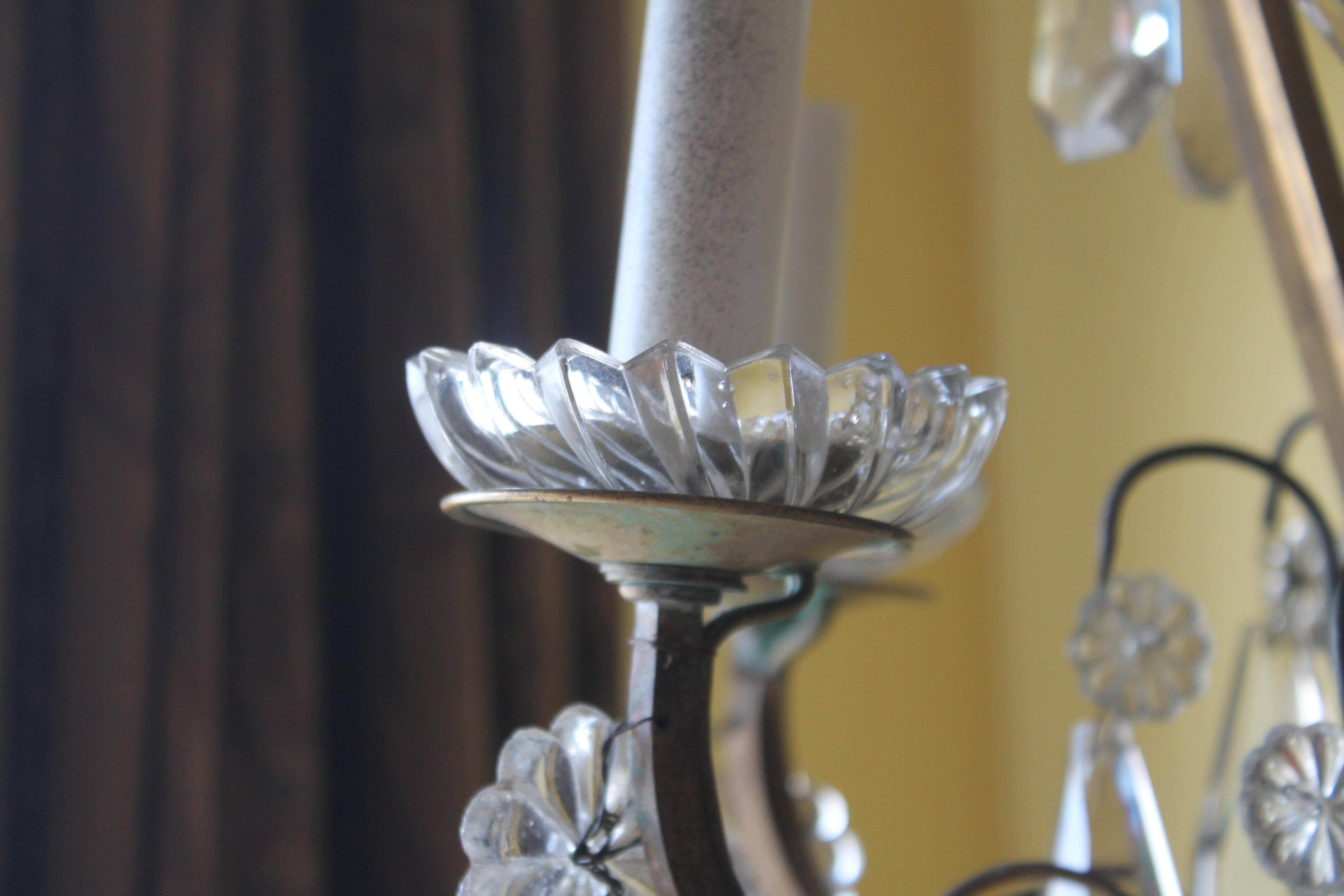 c1910 Lustre en bronze et cristal de style Louis XV attribué à Baccarat Bon état - En vente à Opa Locka, FL
