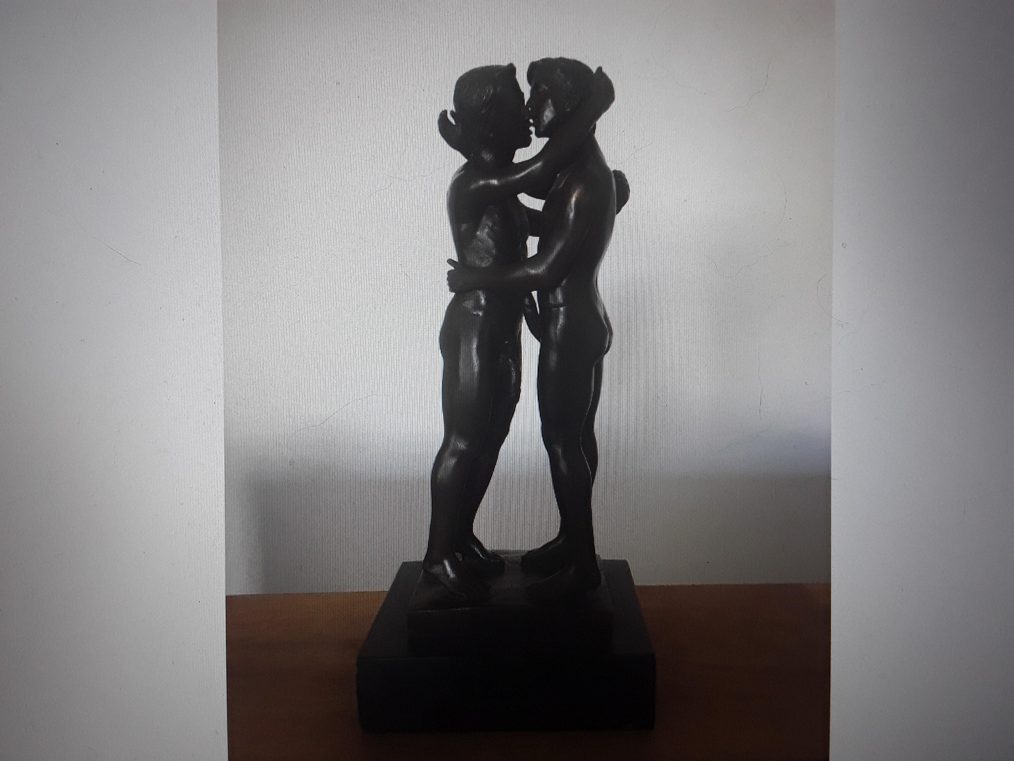 Sculpture française originale en bronze « Des Hommes Amoreux » signée Jean Patoue, vers 1910 1