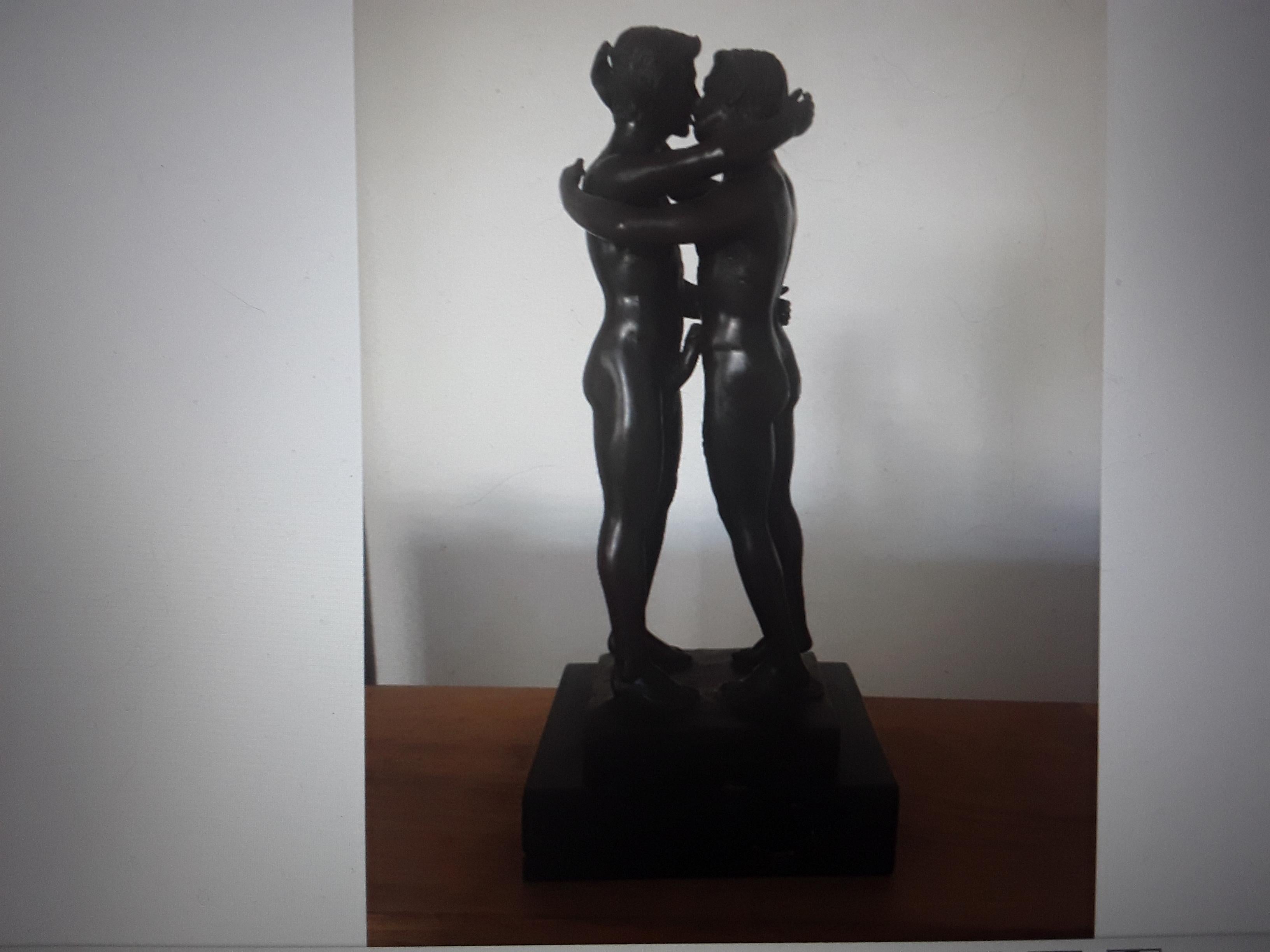 Sculpture française originale en bronze « Des Hommes Amoreux » signée Jean Patoue, vers 1910 2