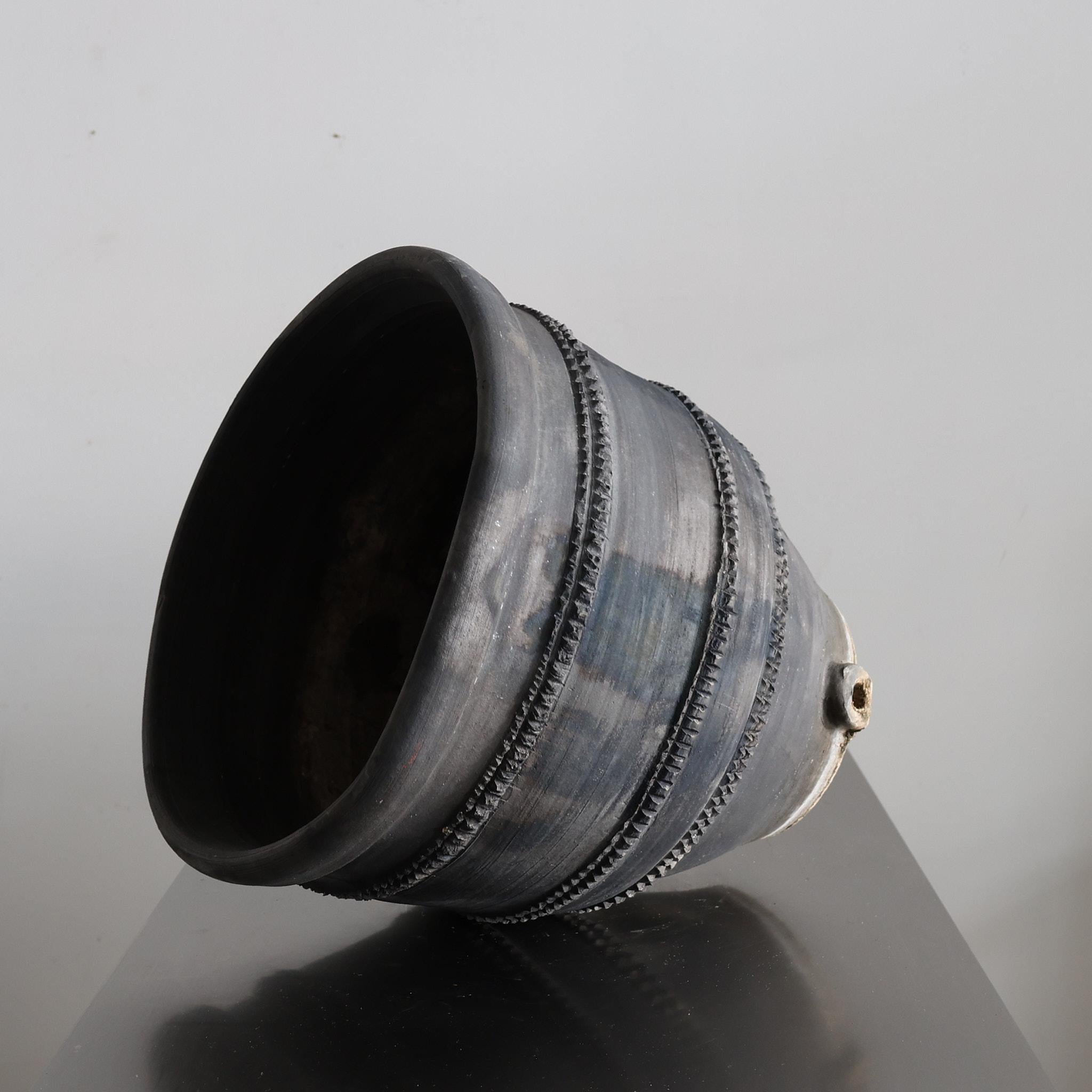 C.1920s Black Catalan Cosi Pot Wabi Sabi 1