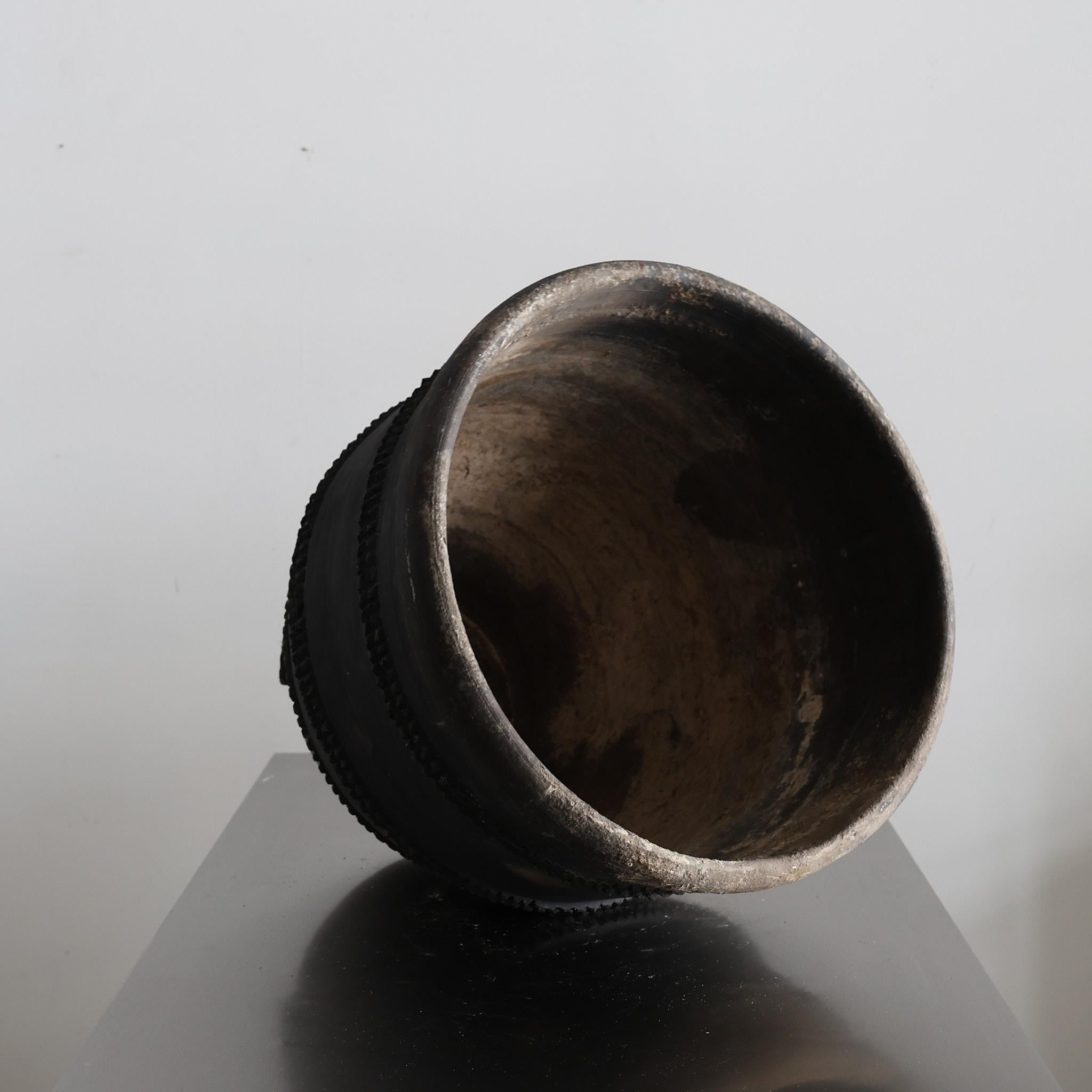 C.1920s Olla Cosi Catalana Negra Wabi Sabi en venta 1
