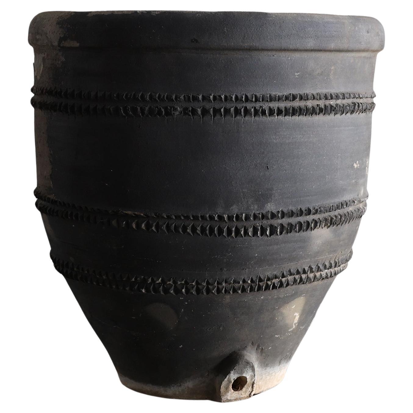 C.1920s Olla Cosi Catalana Negra Wabi Sabi