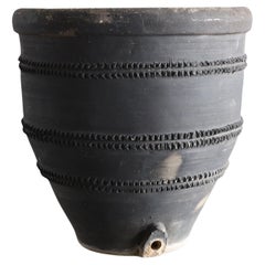 C.C.C. Pot à Cosi noir des années 1920 Wabi Sabi