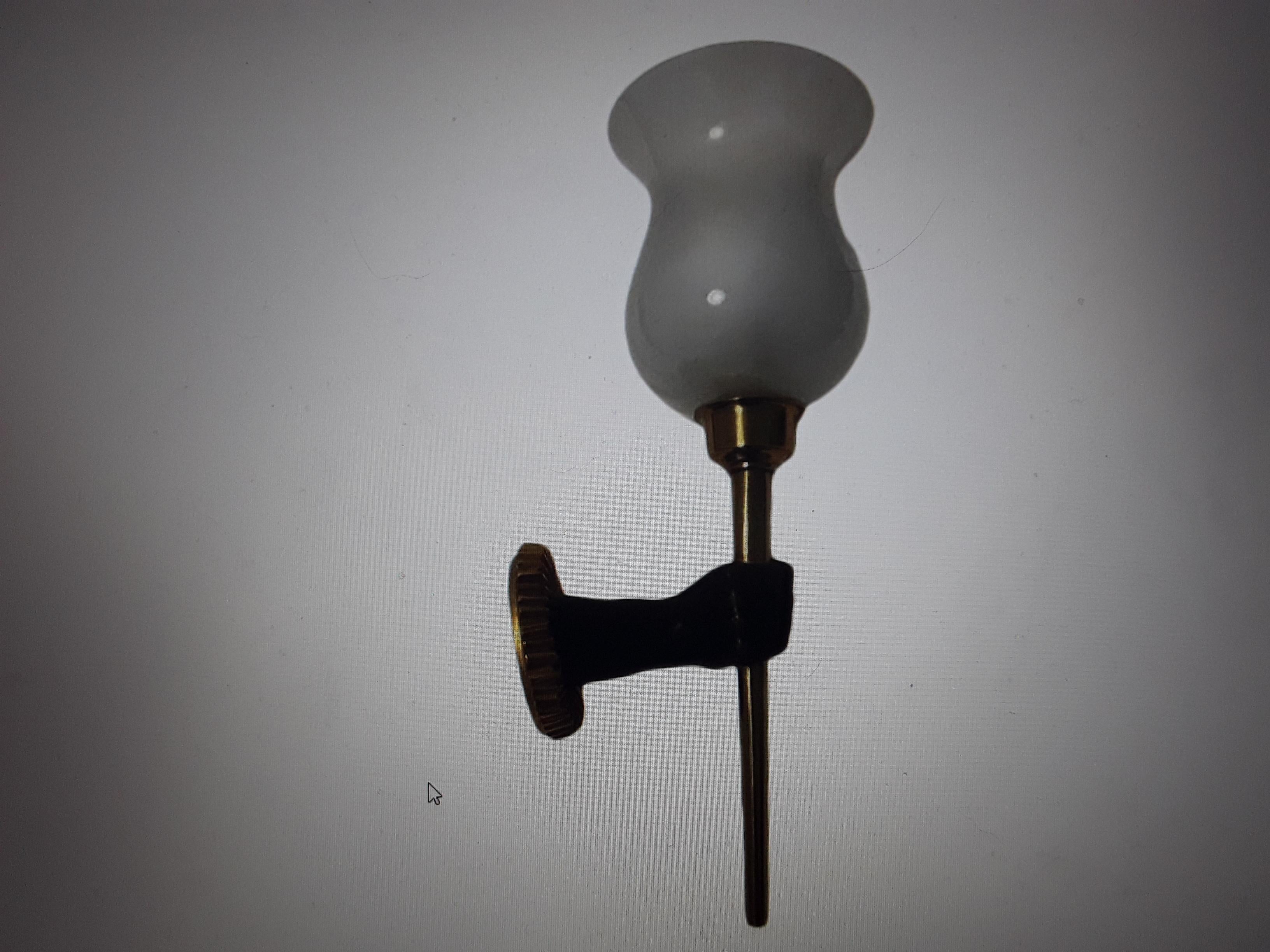 C1920s French Art Deco Gilt & Patinaded Bronze Fist Torch Opaline Shade  Sconce For Sale 10
