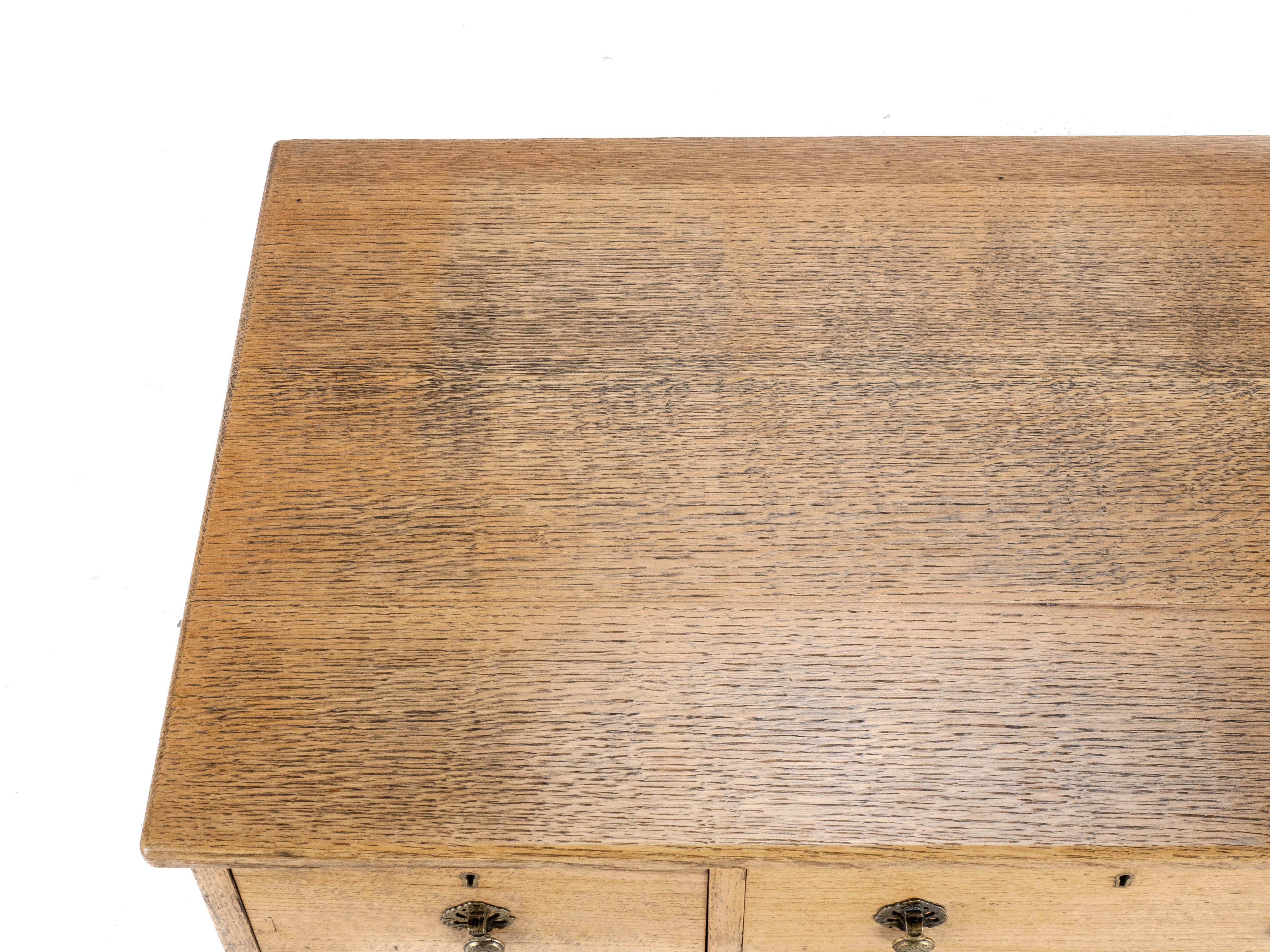 C1930 Arts & Crafts Style Golden Oak Desk / Dressing Table (Light Oak) 1