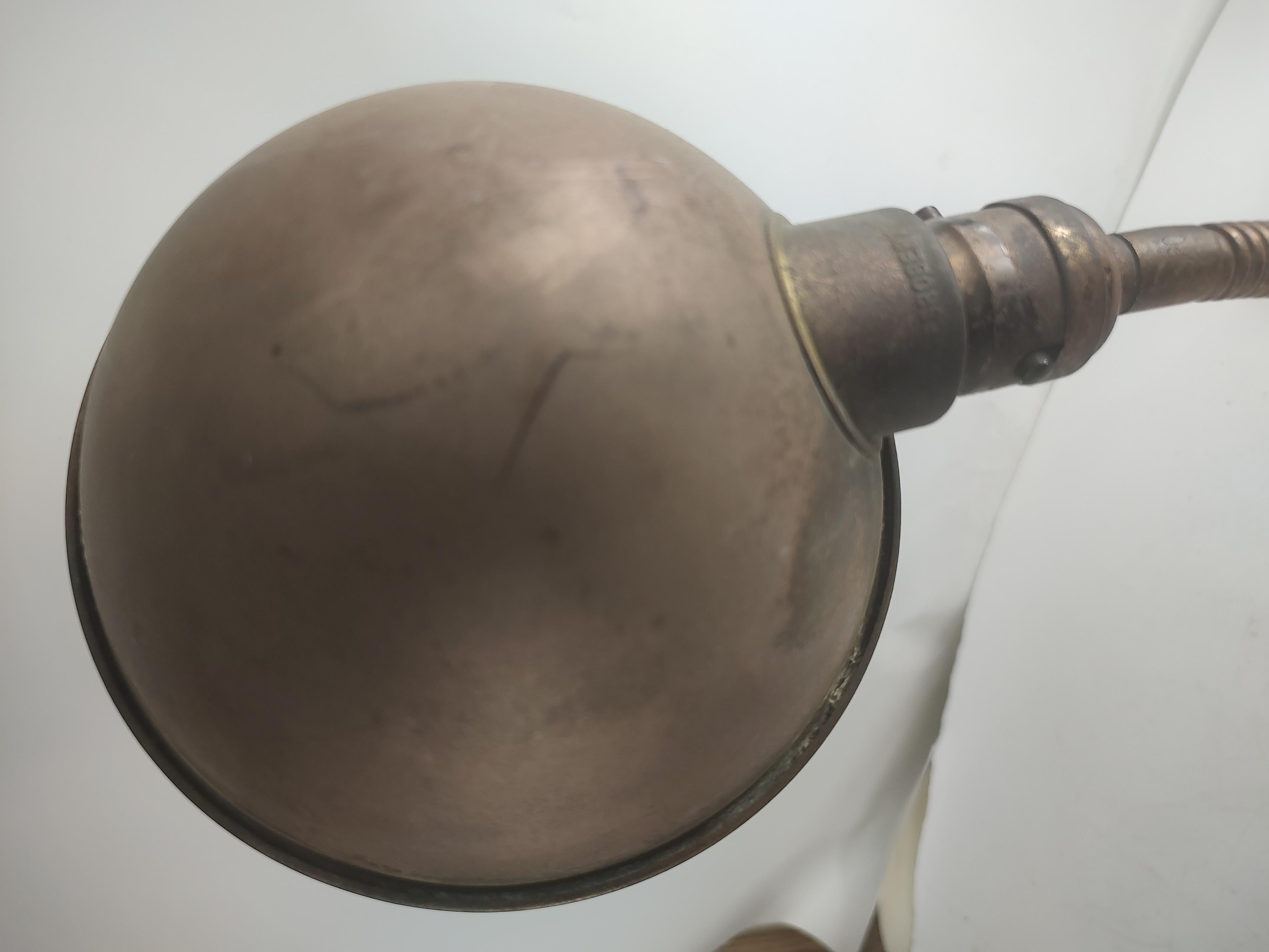 C1930 Brass Gooseneck Desk Task Lamp In Good Condition For Sale In Port Jervis, NY