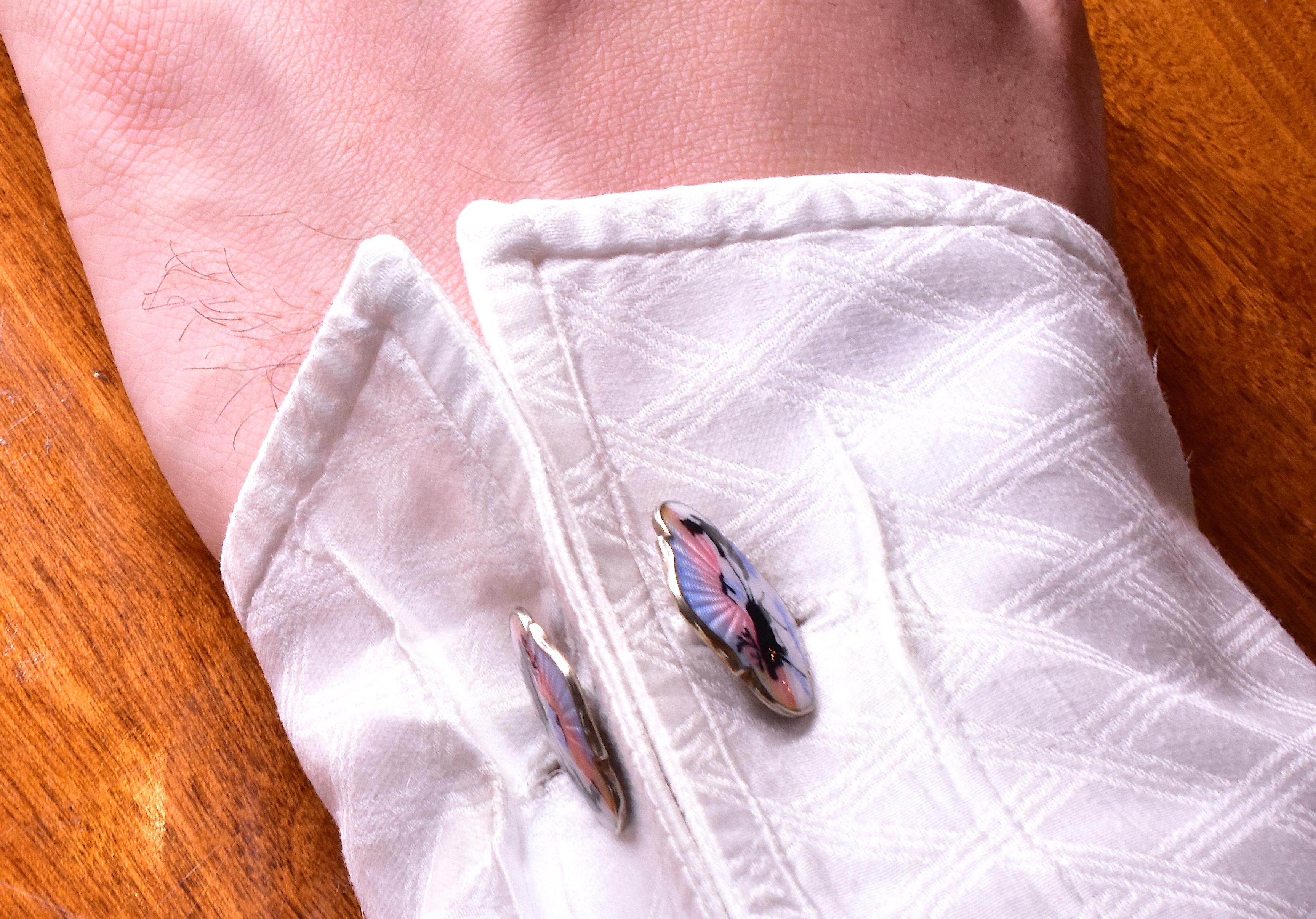 Georg J. Ruud Guilloche Enamel Elk Design Silver Cufflinks, circa 1930 In Excellent Condition For Sale In Baltimore, MD