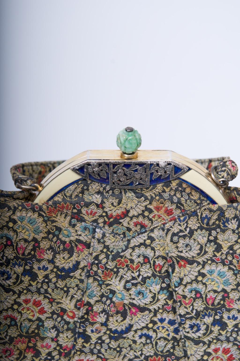 Grigio c.1930 Borsa da sera in broccato con accenti di giada in vendita