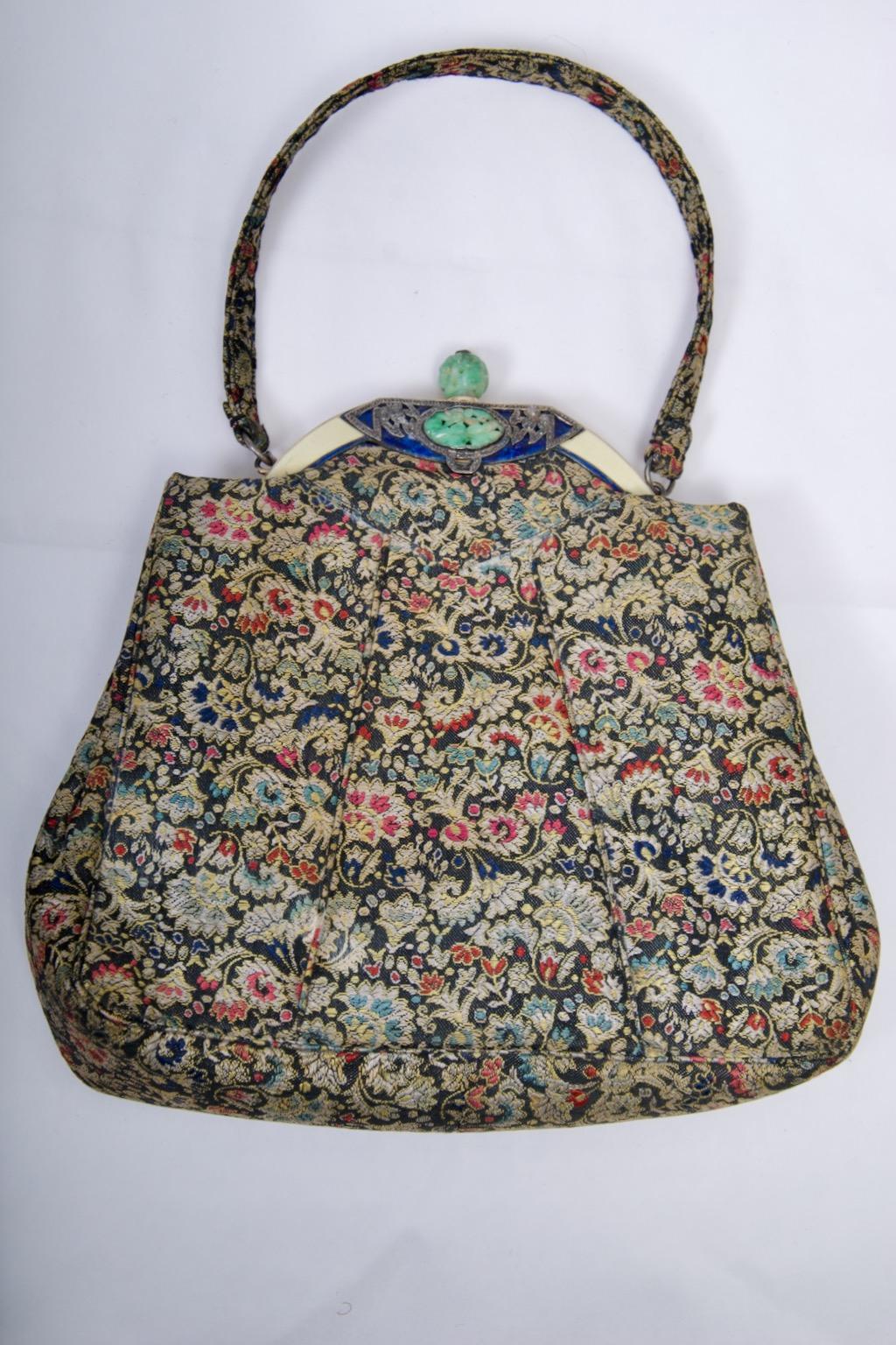 c.1930 Borsa da sera in broccato con accenti di giada in vendita 3