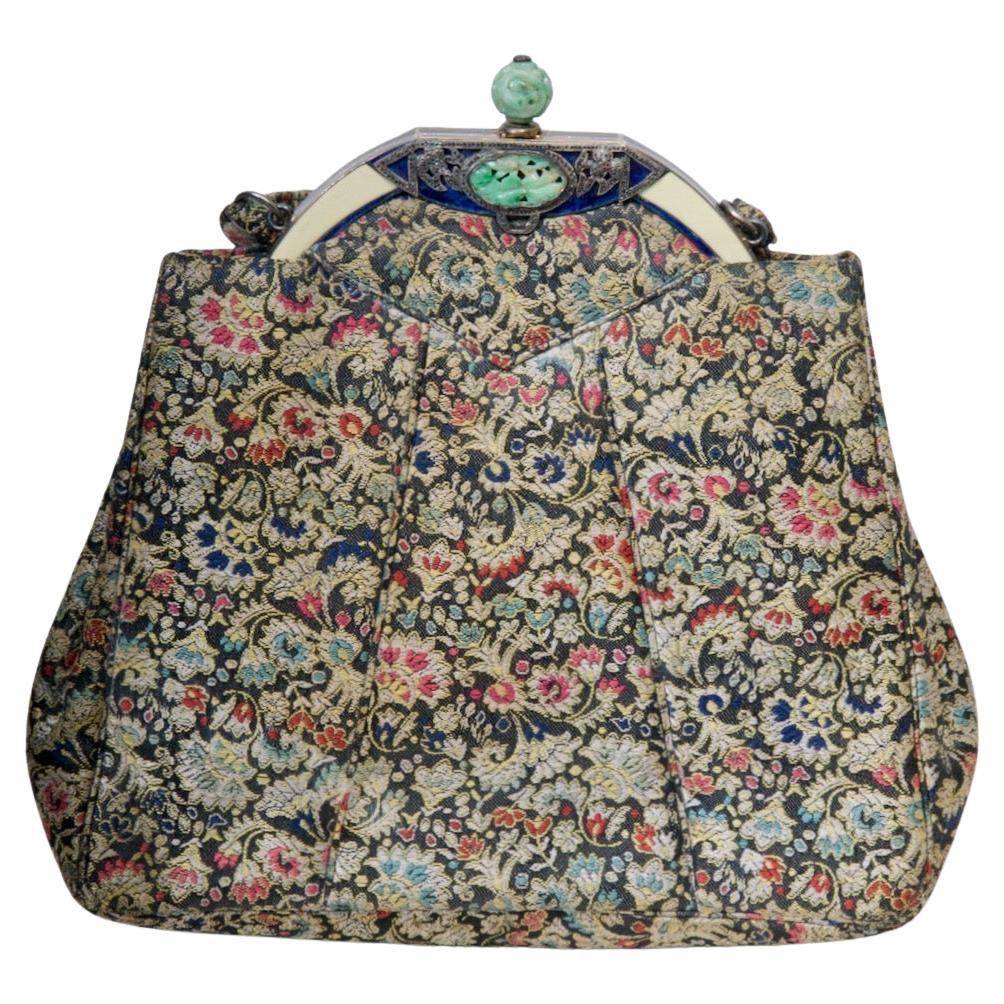 c.1930 Borsa da sera in broccato con accenti di giada in vendita