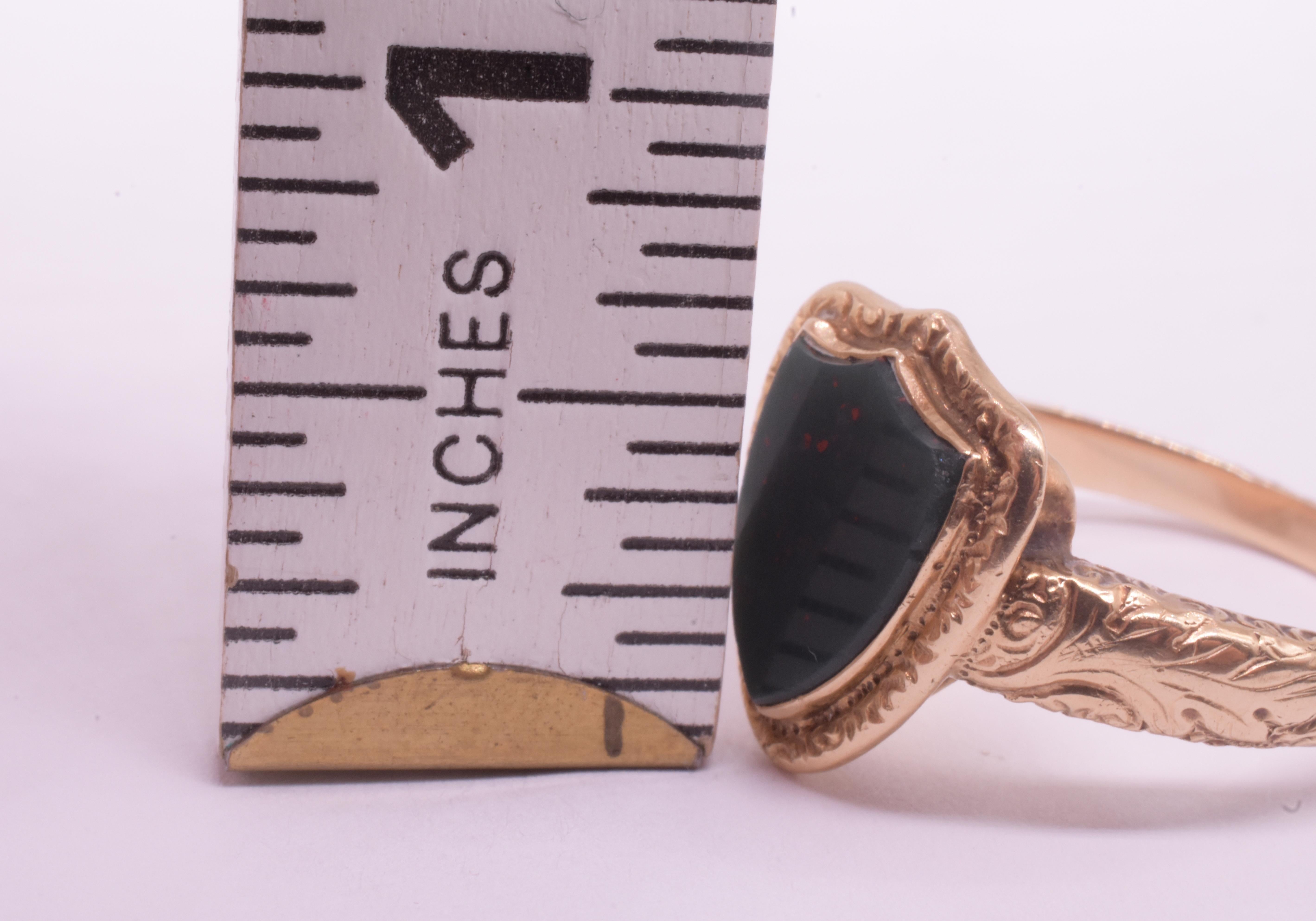 C1935 14K Bloodstone Signet Ring with Two Engrailed Top Escutcheon (SHIELD) For Sale 7