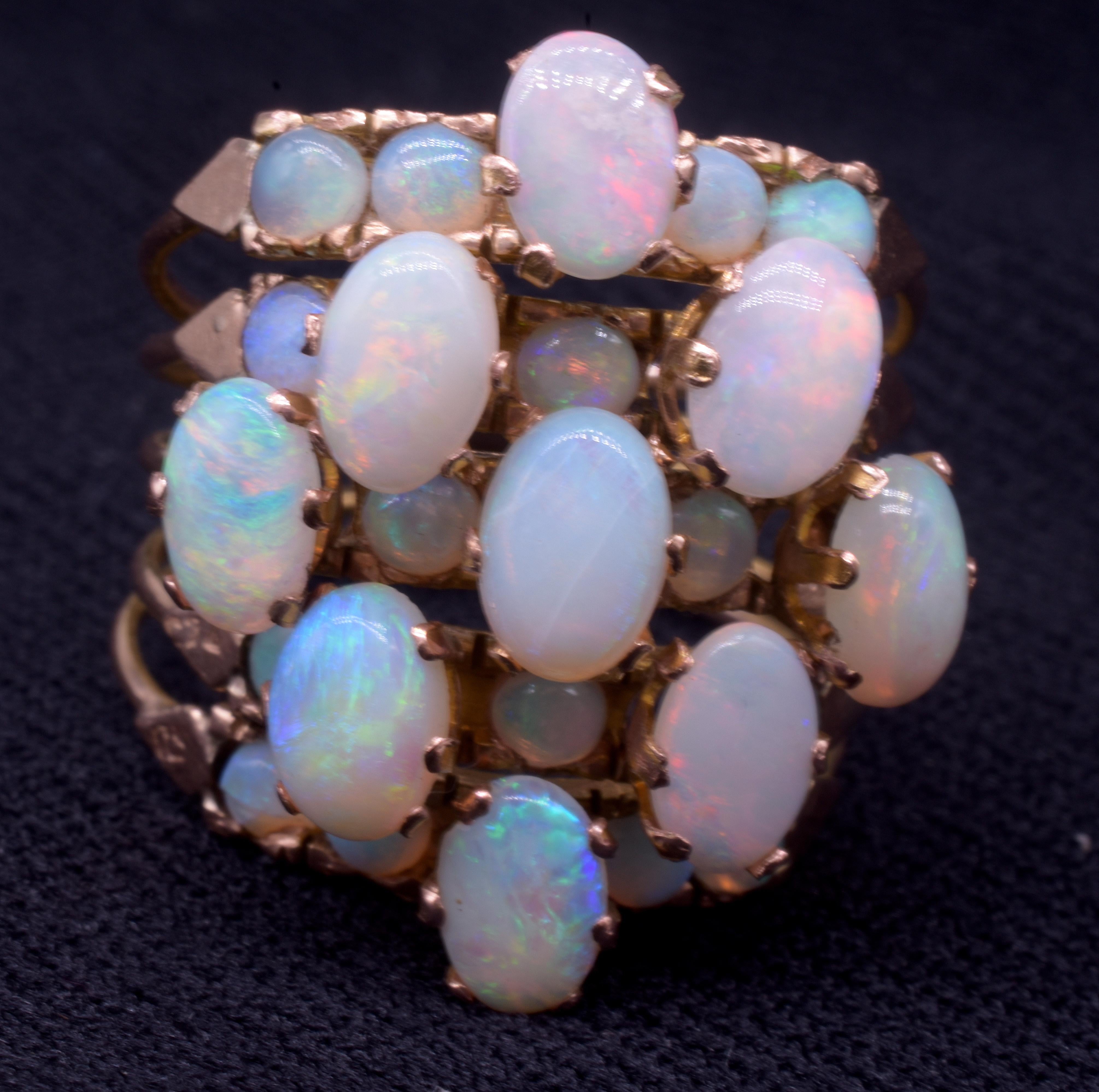 C1940 14K Opal Haremring mit Opal im Angebot 5