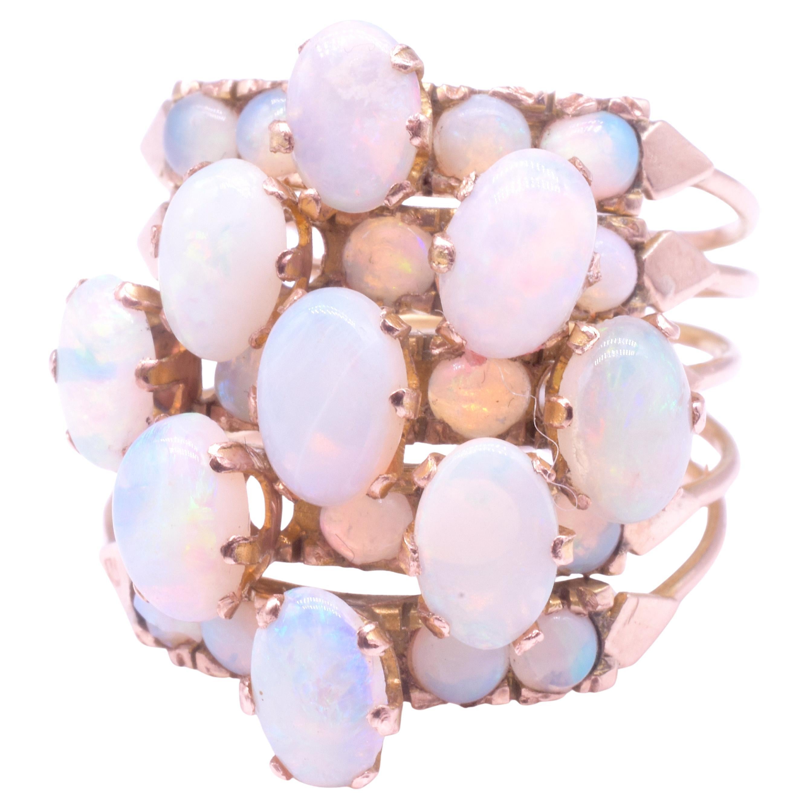 C1940 14K Opal Haremring mit Opal (Spätviktorianisch) im Angebot