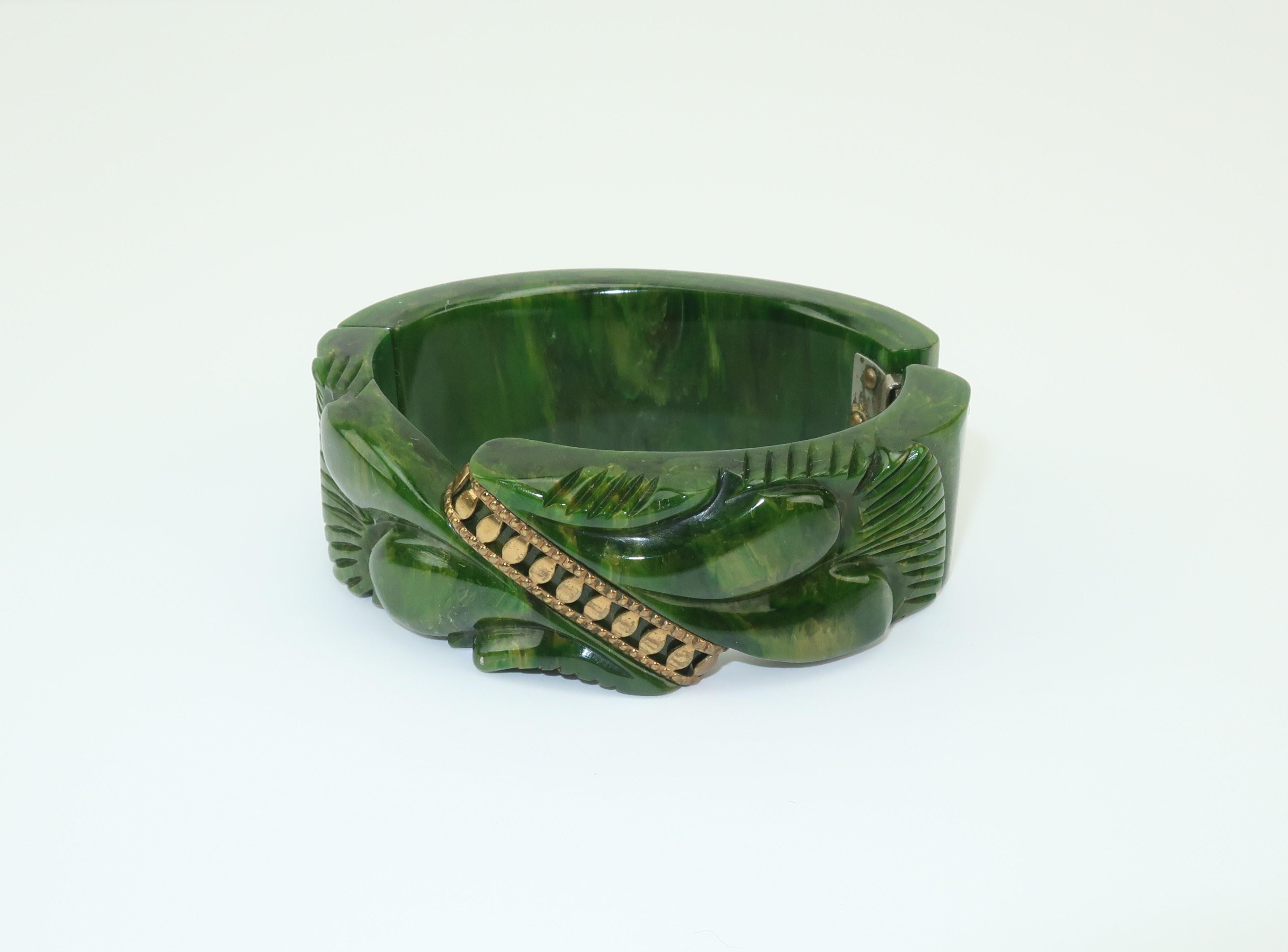 C.1940 Carved Green Bakelite Clamper Bracelet With Gold Details 5