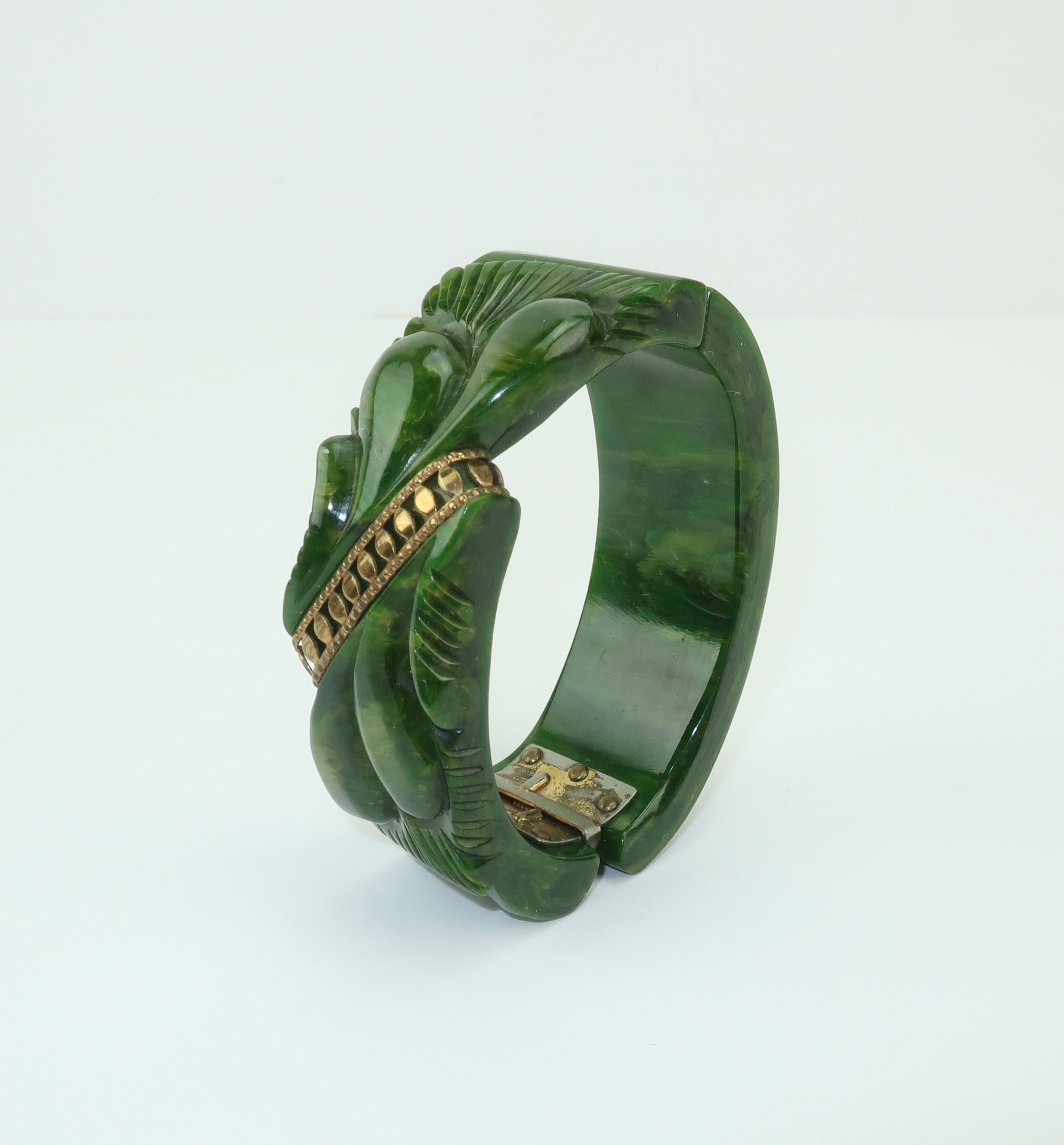 C.1940 Carved Green Bakelite Clamper Bracelet With Gold Details 7