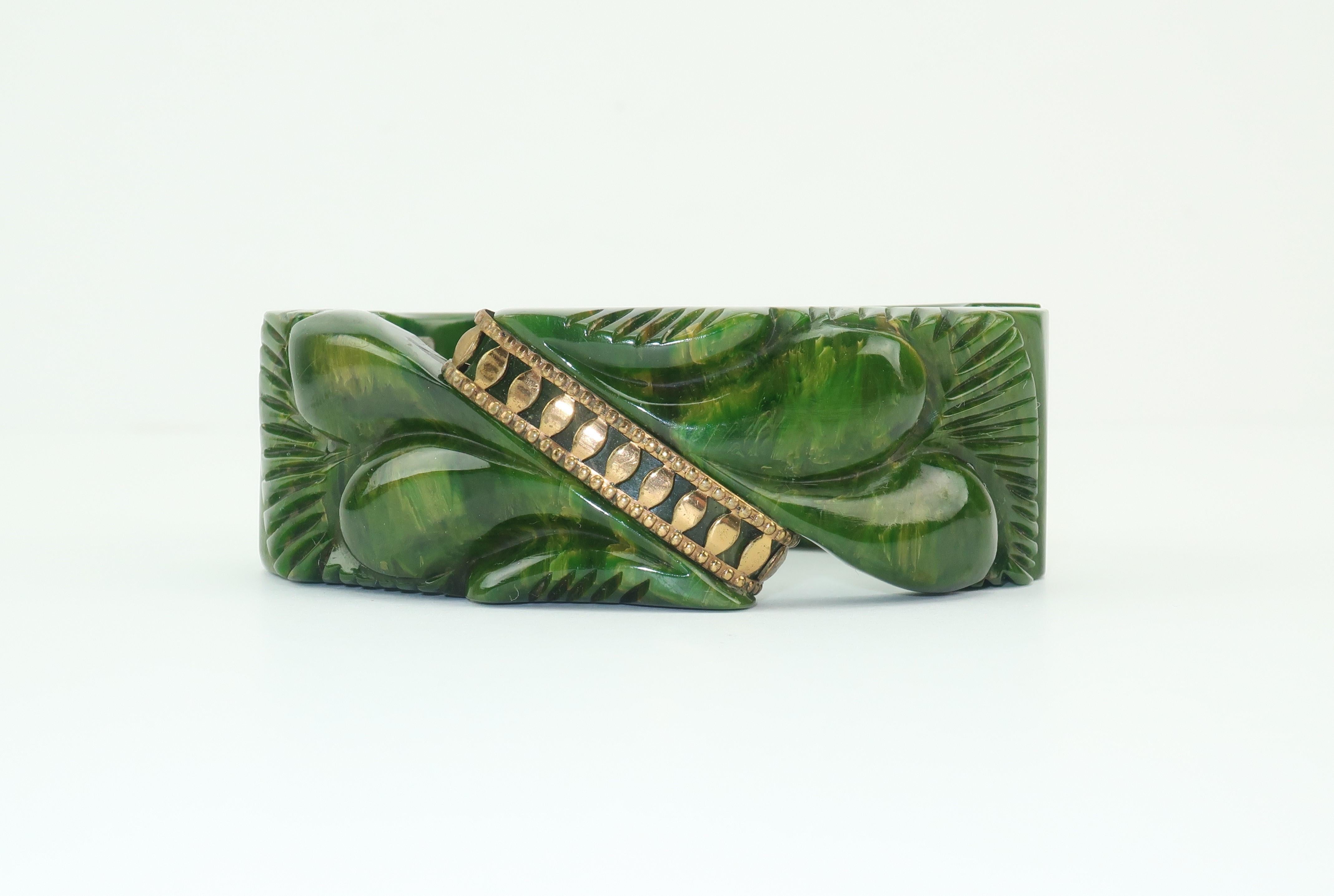 Women's C.1940 Carved Green Bakelite Clamper Bracelet With Gold Details