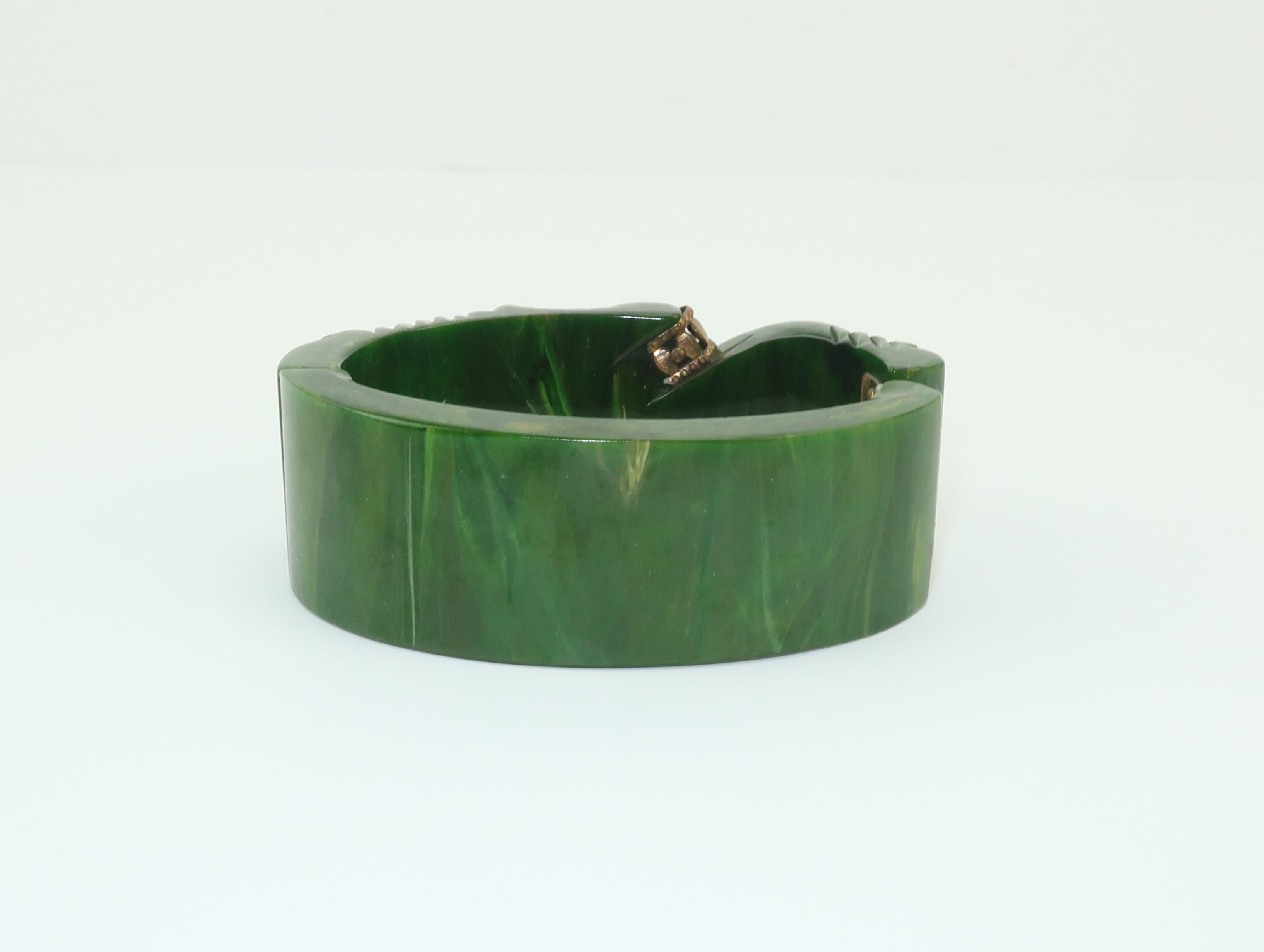 C.1940 Carved Green Bakelite Clamper Bracelet With Gold Details 2