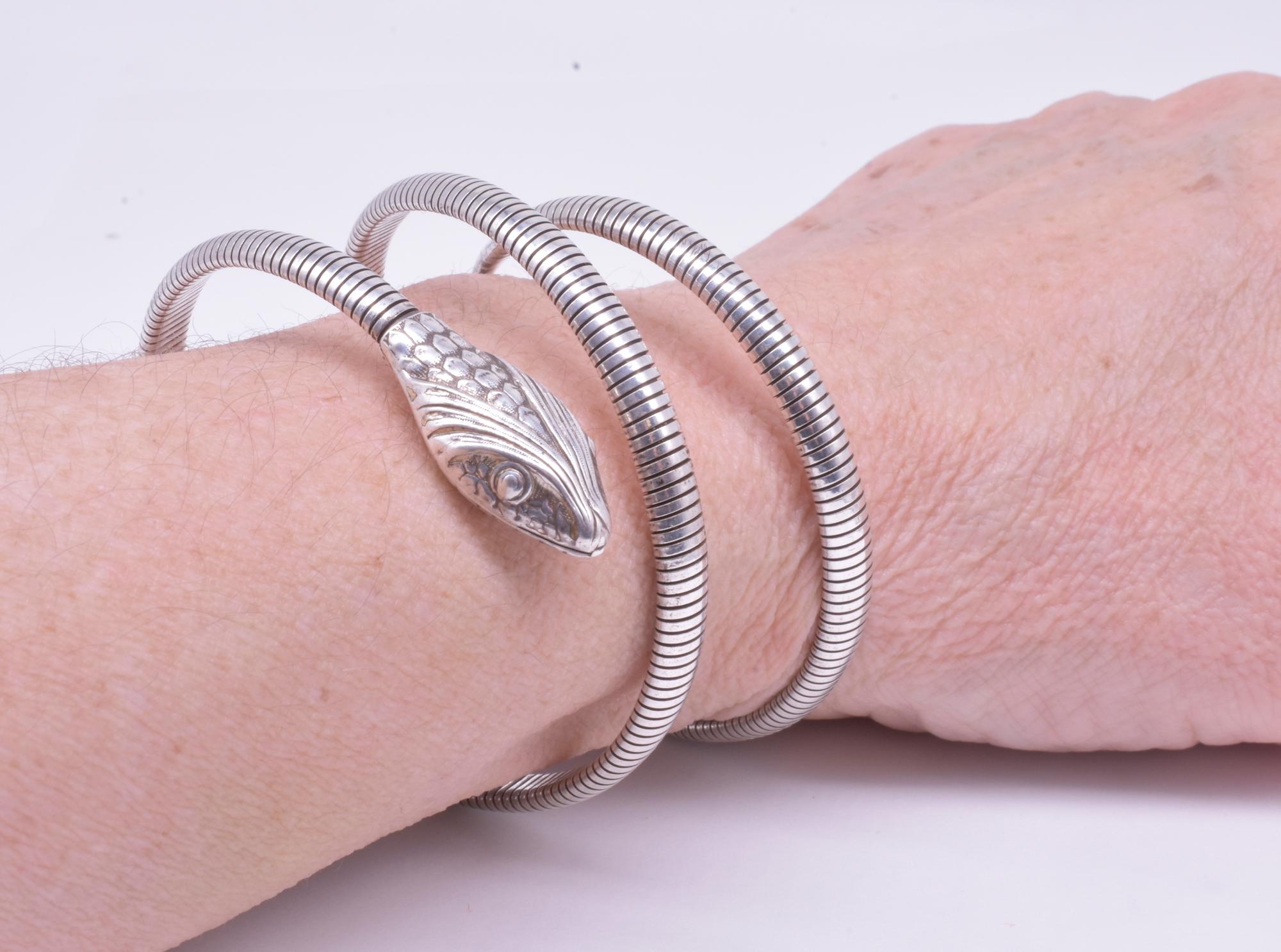 This Retro coiled flexible snake bracelet both fits and looks terrific on every size wrist.  Forstner was an American company based in Irvington NJ that started in 1920 and ceased operations in the 1980's. In their short existence they made