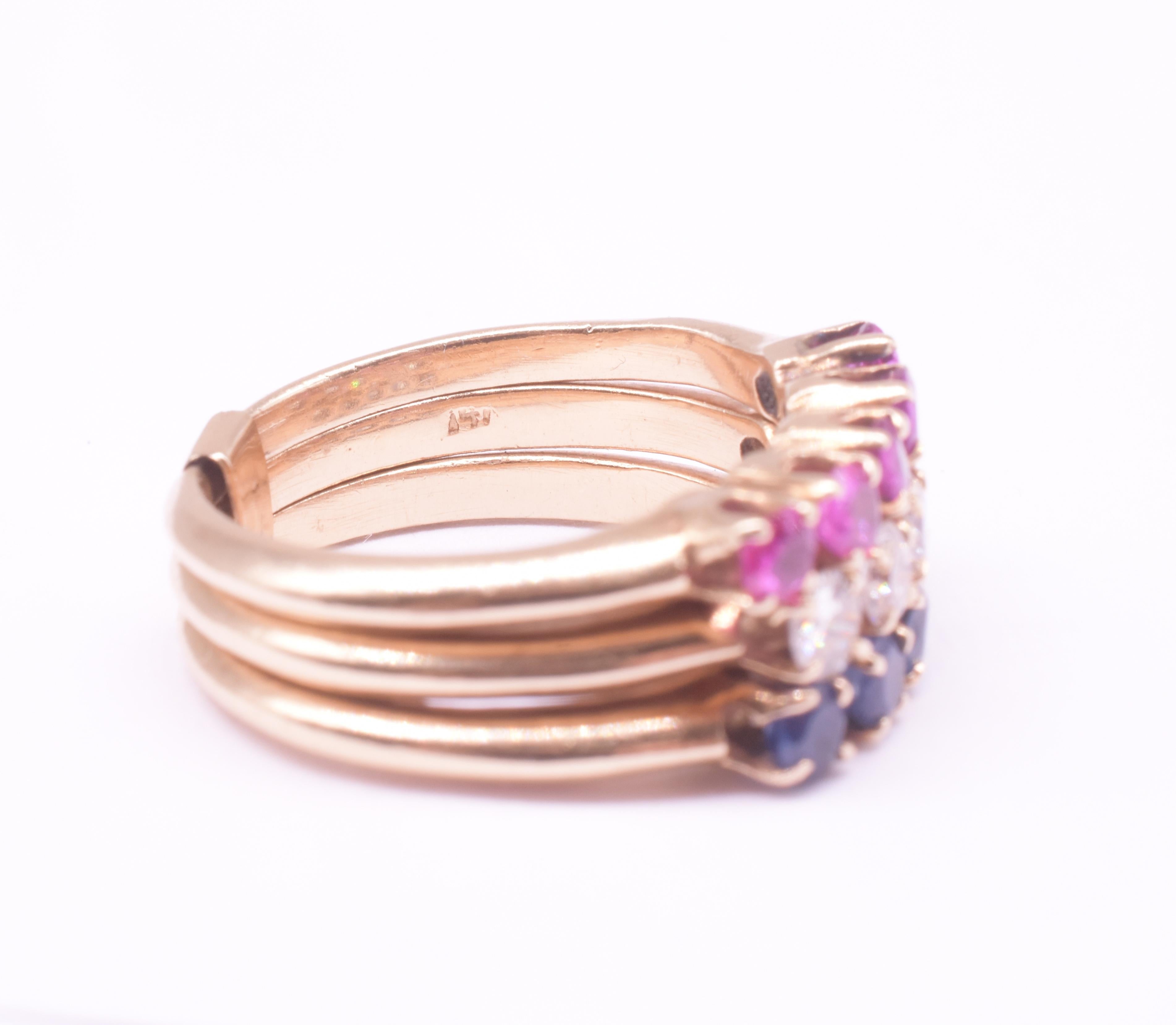 C1940 Bague Harem avec 3 bandes de rubis, diamants et saphirs taille 5.5 en vente 3