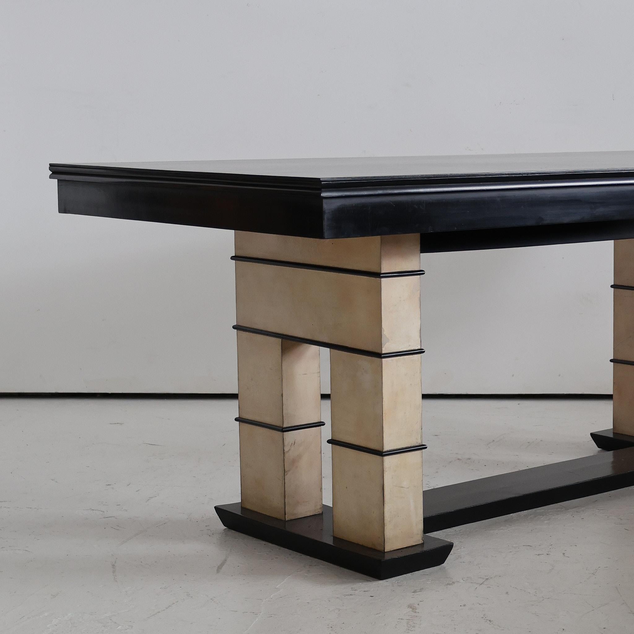 C.1940s Italian Modernist / Deco Vellum Dining Table In Good Condition In London, GB