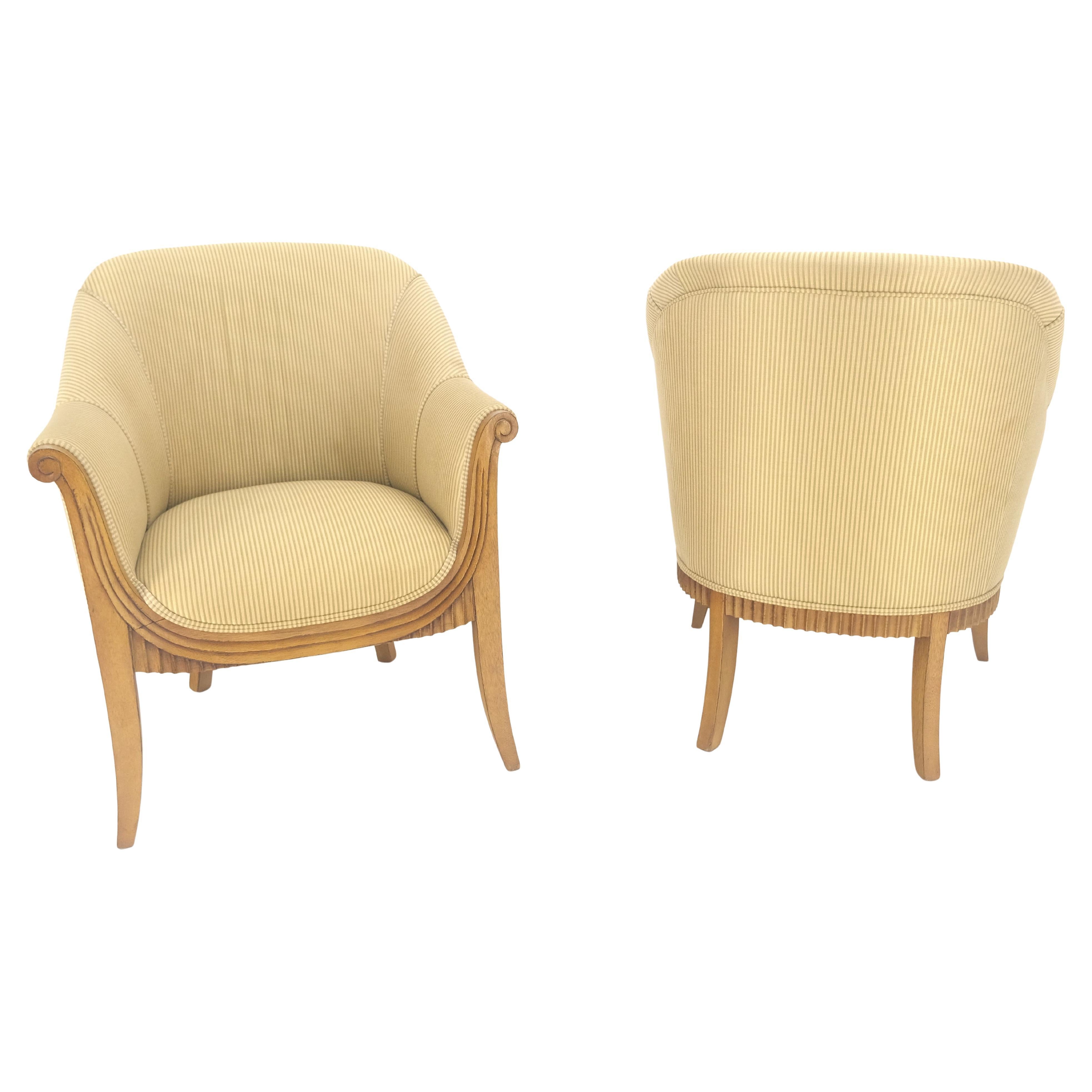Art Nouveau c.1940s Pair Leon Jallot Atr. Carved Scallop Edge Bergere Arm Lounge Chairs MINT For Sale